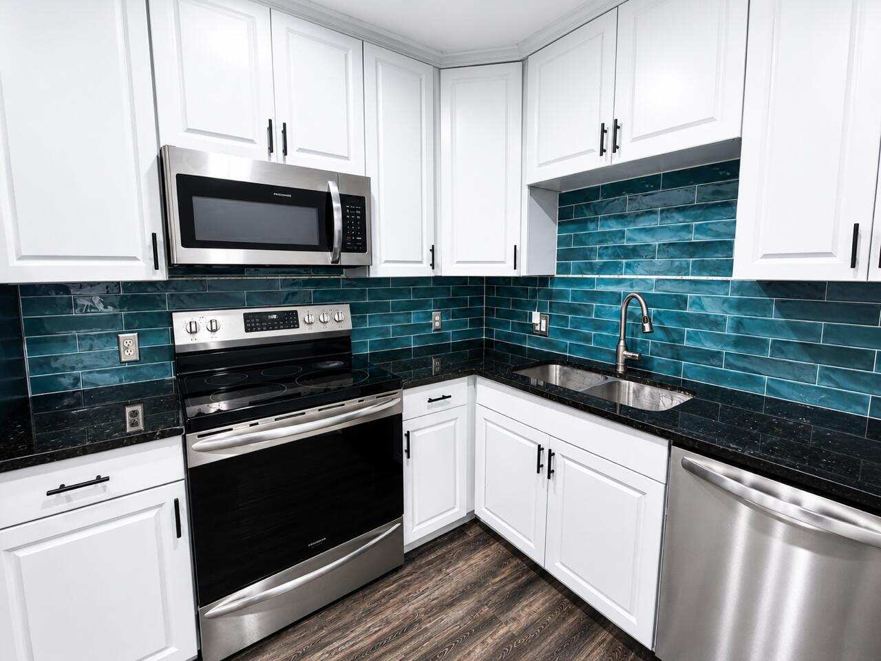 SHERBROOKE - Residential Lease