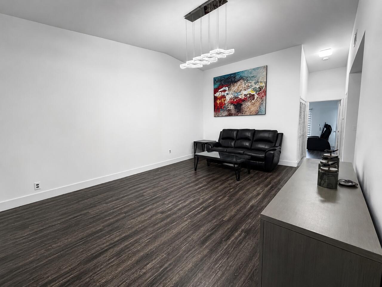 SHERBROOKE - Residential Lease