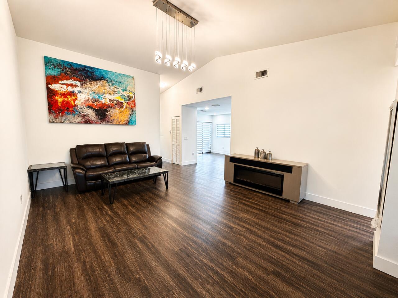 SHERBROOKE - Residential Lease