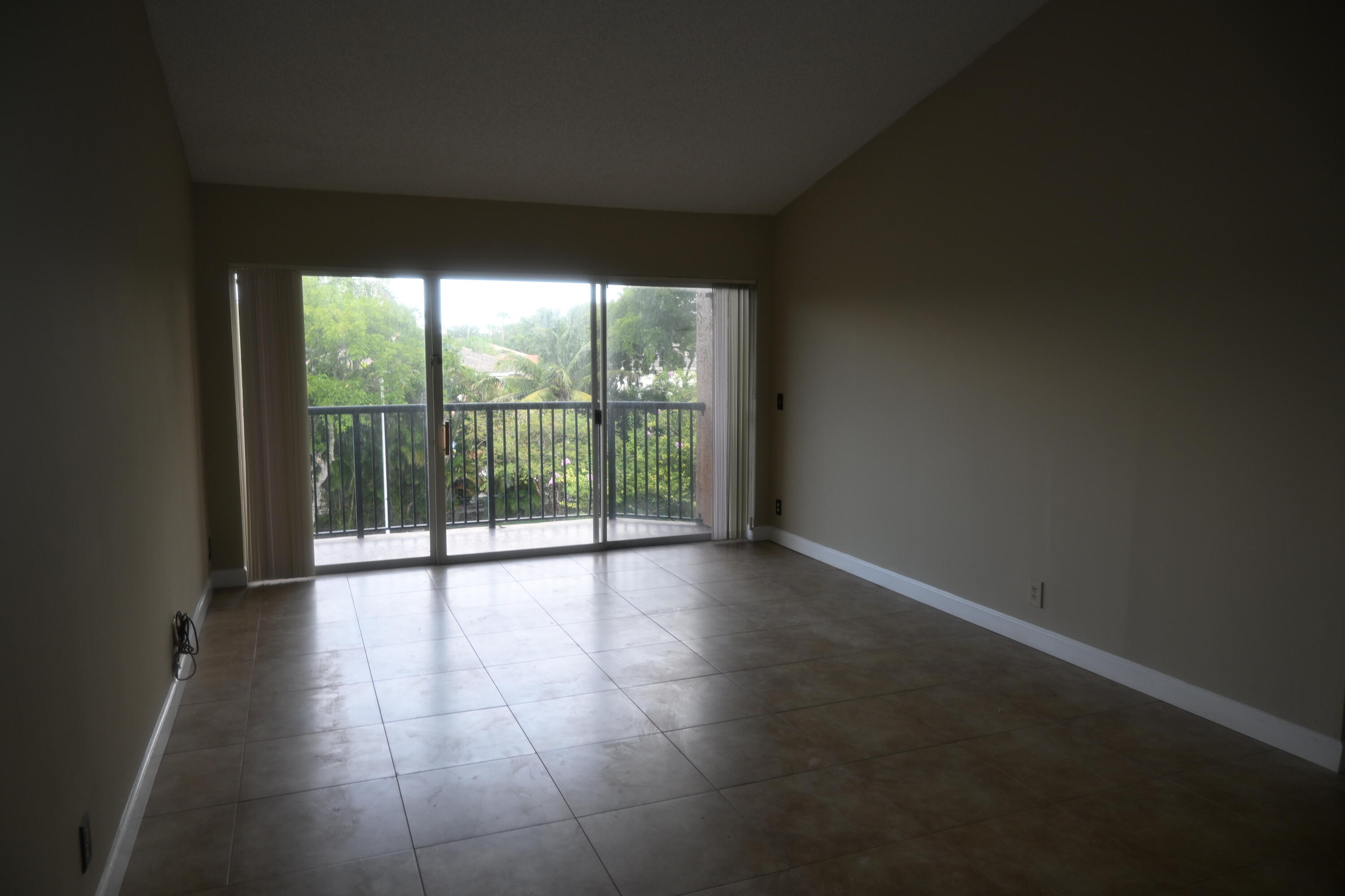 EDGEWATER CONDO - Residential