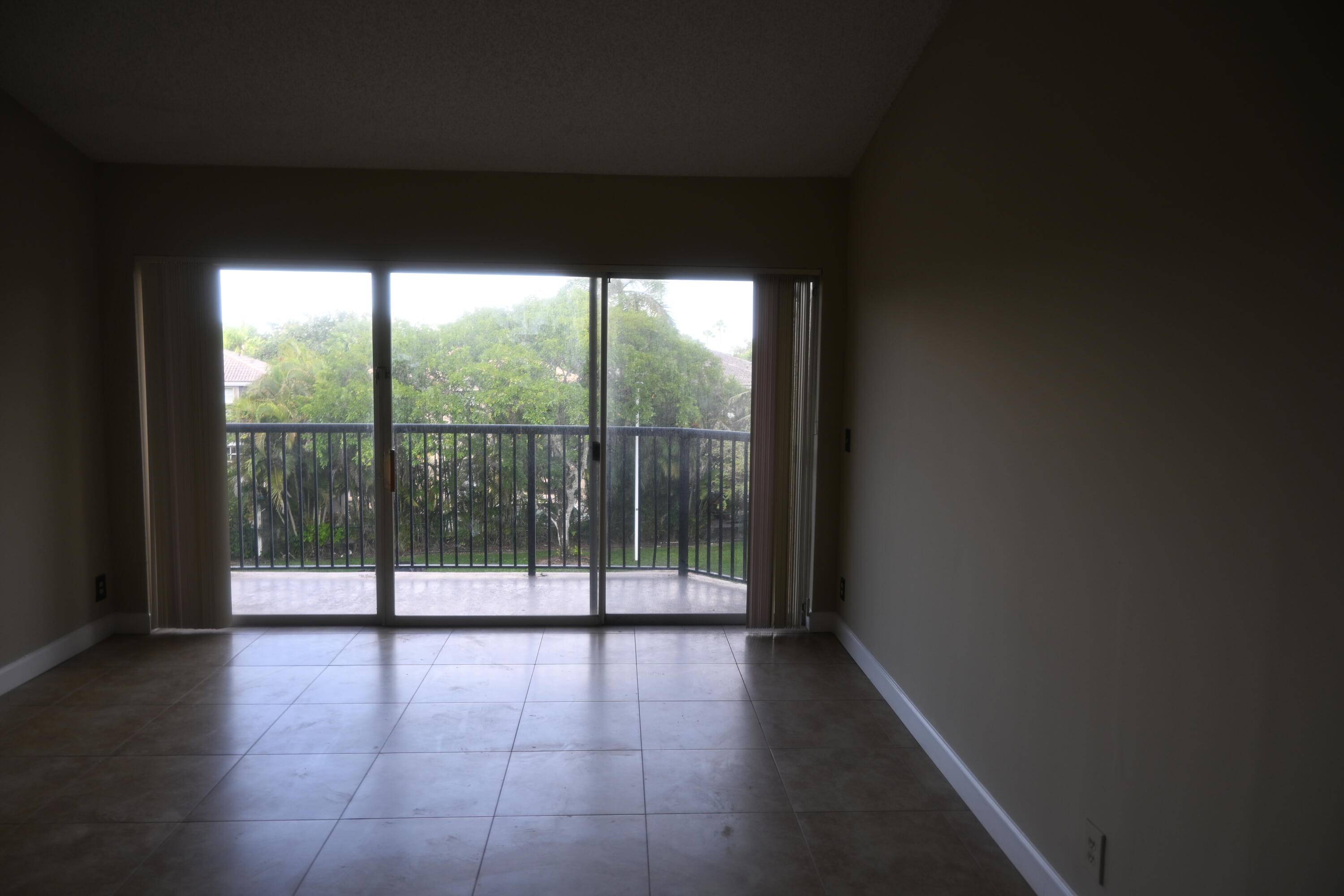 EDGEWATER CONDO - Residential