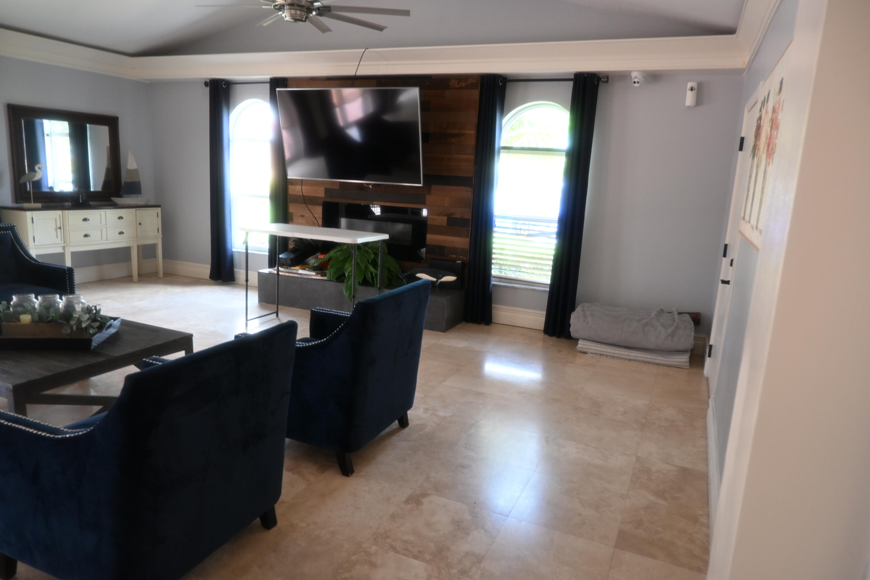 EDGEWATER CONDO - Residential