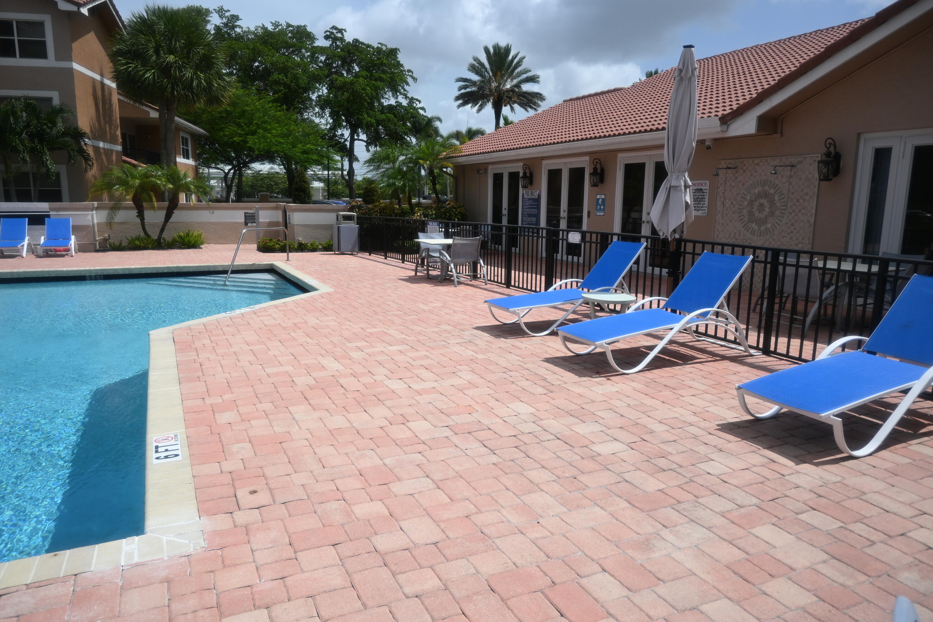 EDGEWATER CONDO - Residential