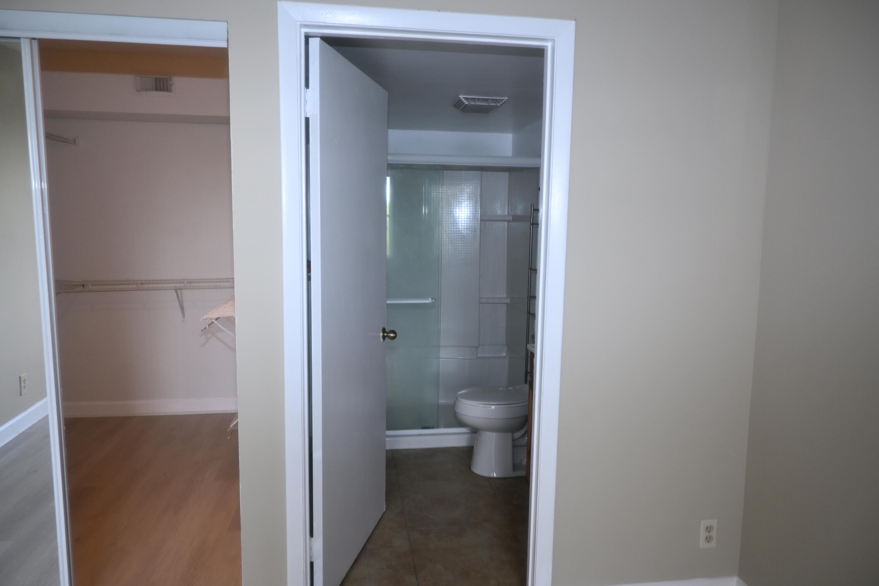 EDGEWATER CONDO - Residential