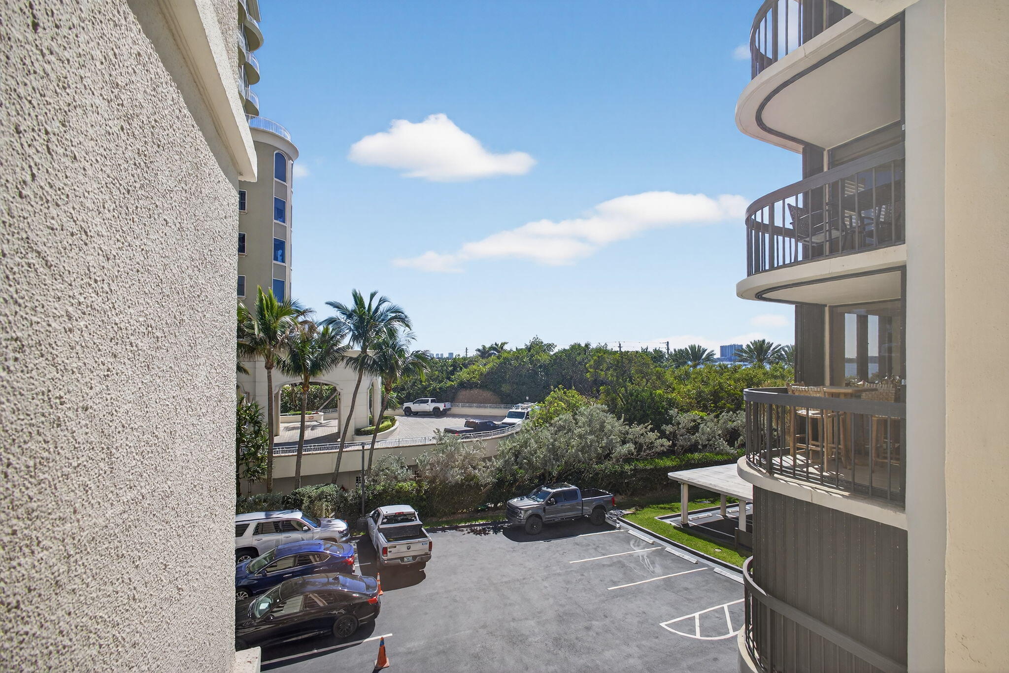 EASTPOINTE CONDO - Residential