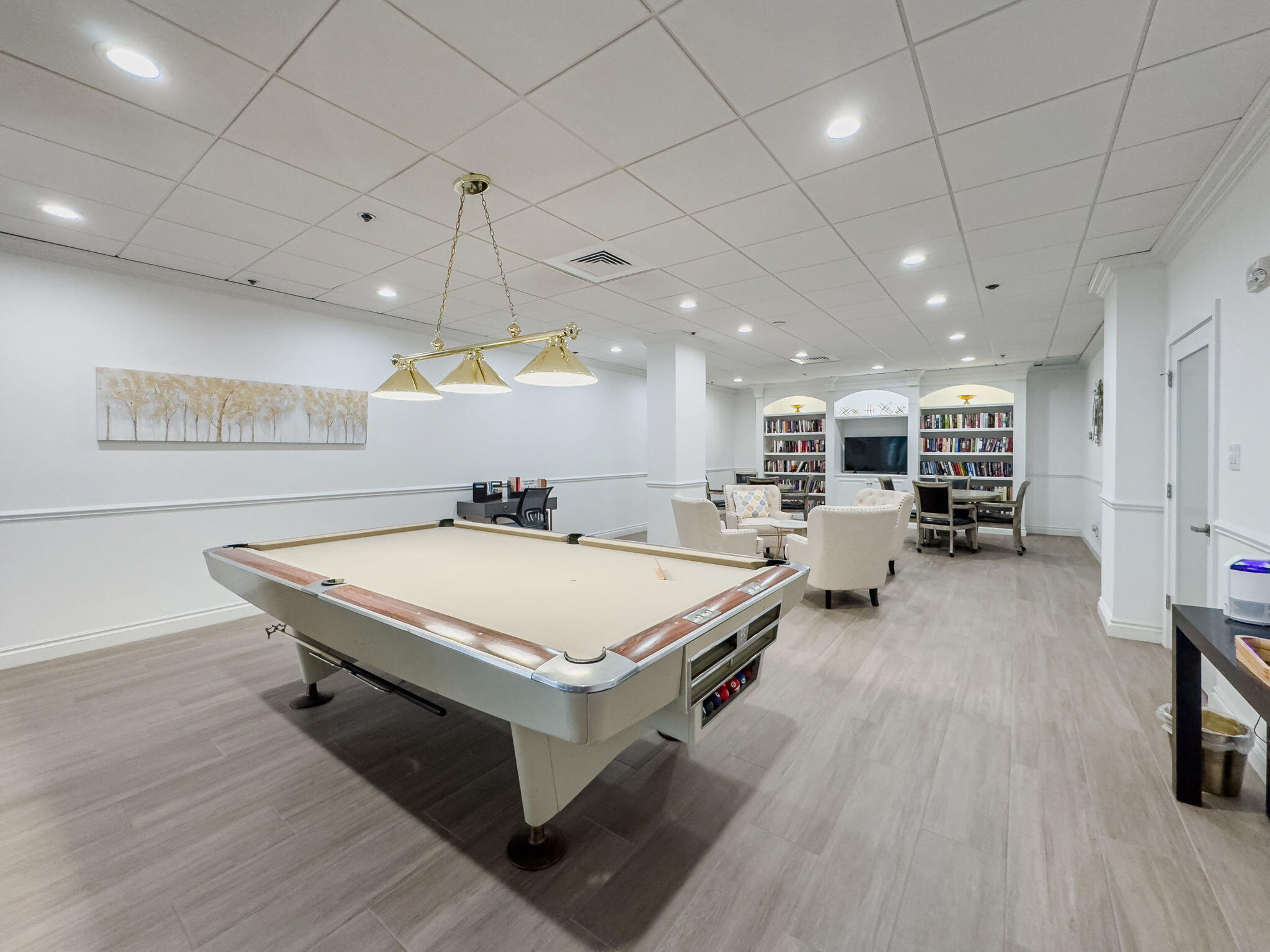 EASTPOINTE CONDO - Residential