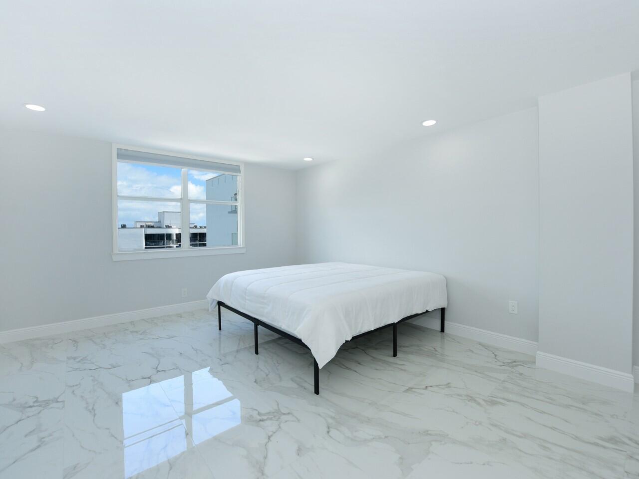 PATRICIAN OF PALM BEACH CONDO - Residential