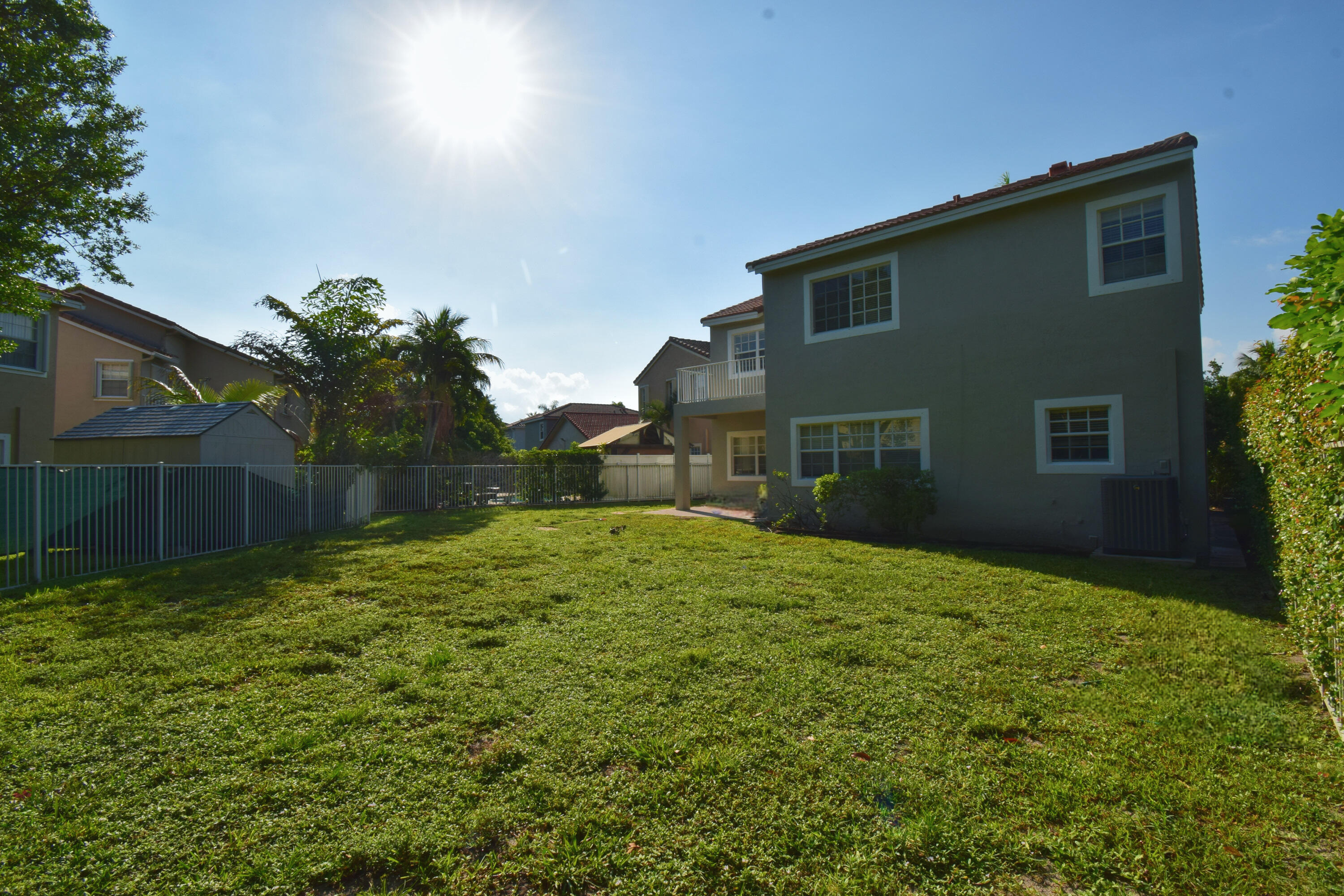 LAKEVIEW WEST - Residential Lease