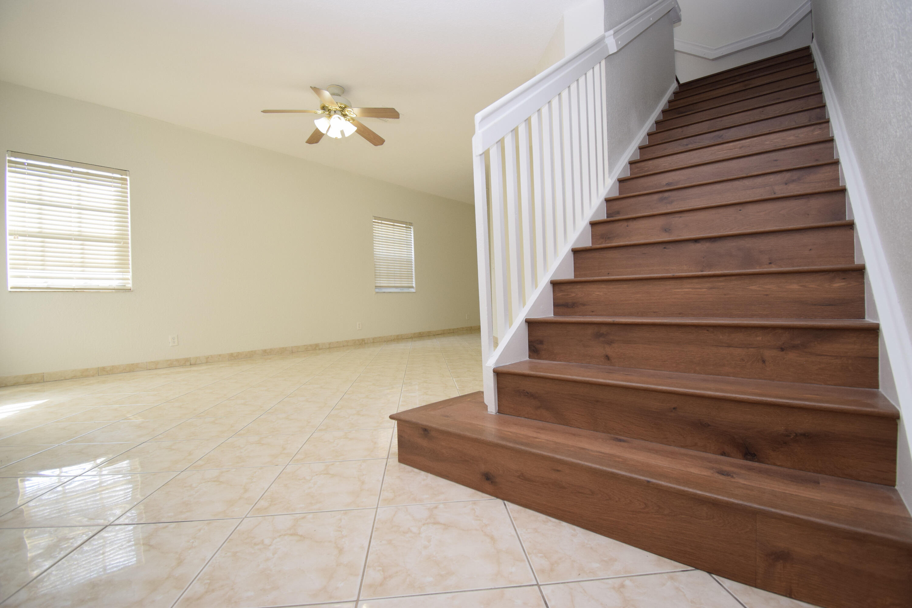 LAKEVIEW WEST - Residential Lease