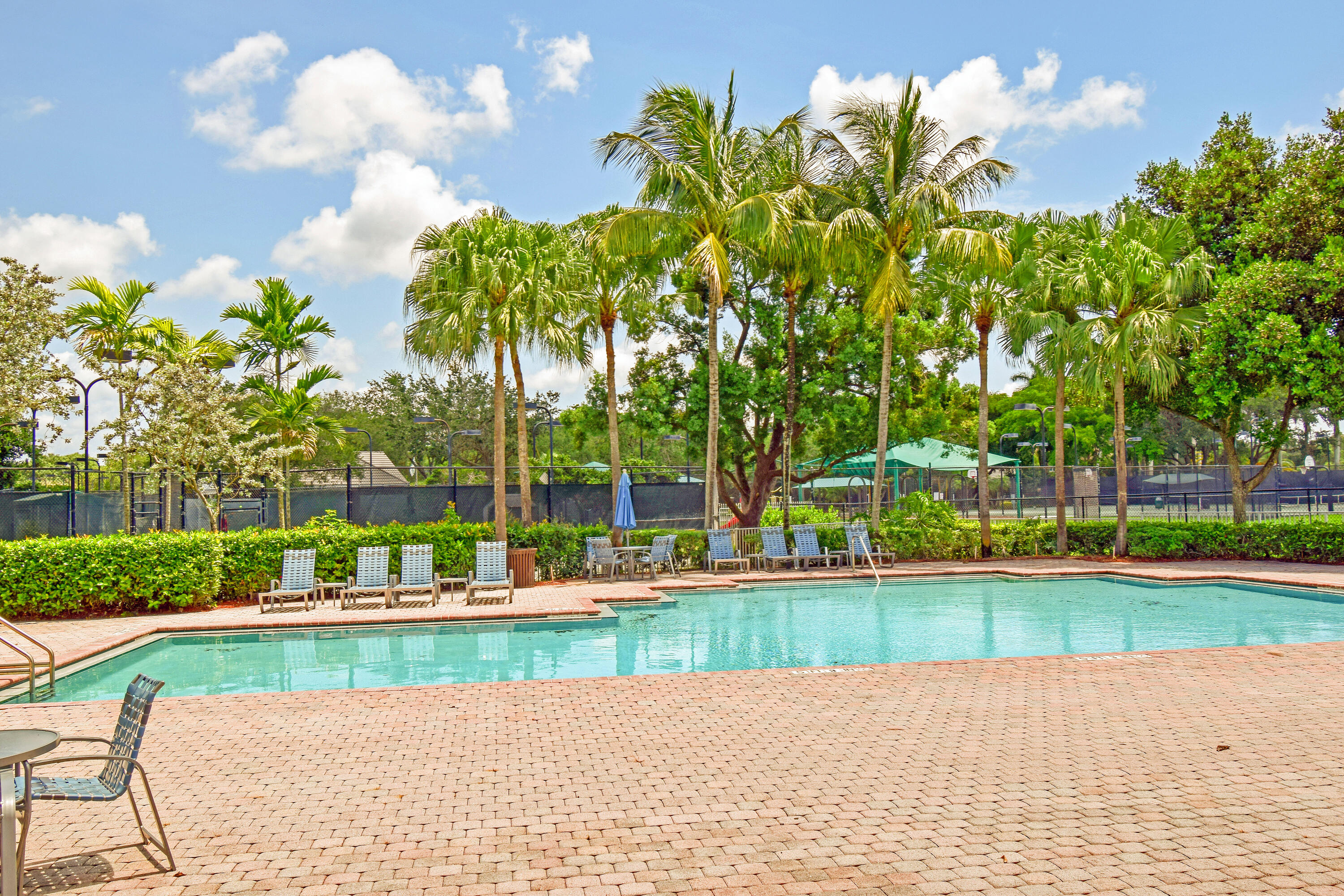 LAKEVIEW WEST - Residential Lease