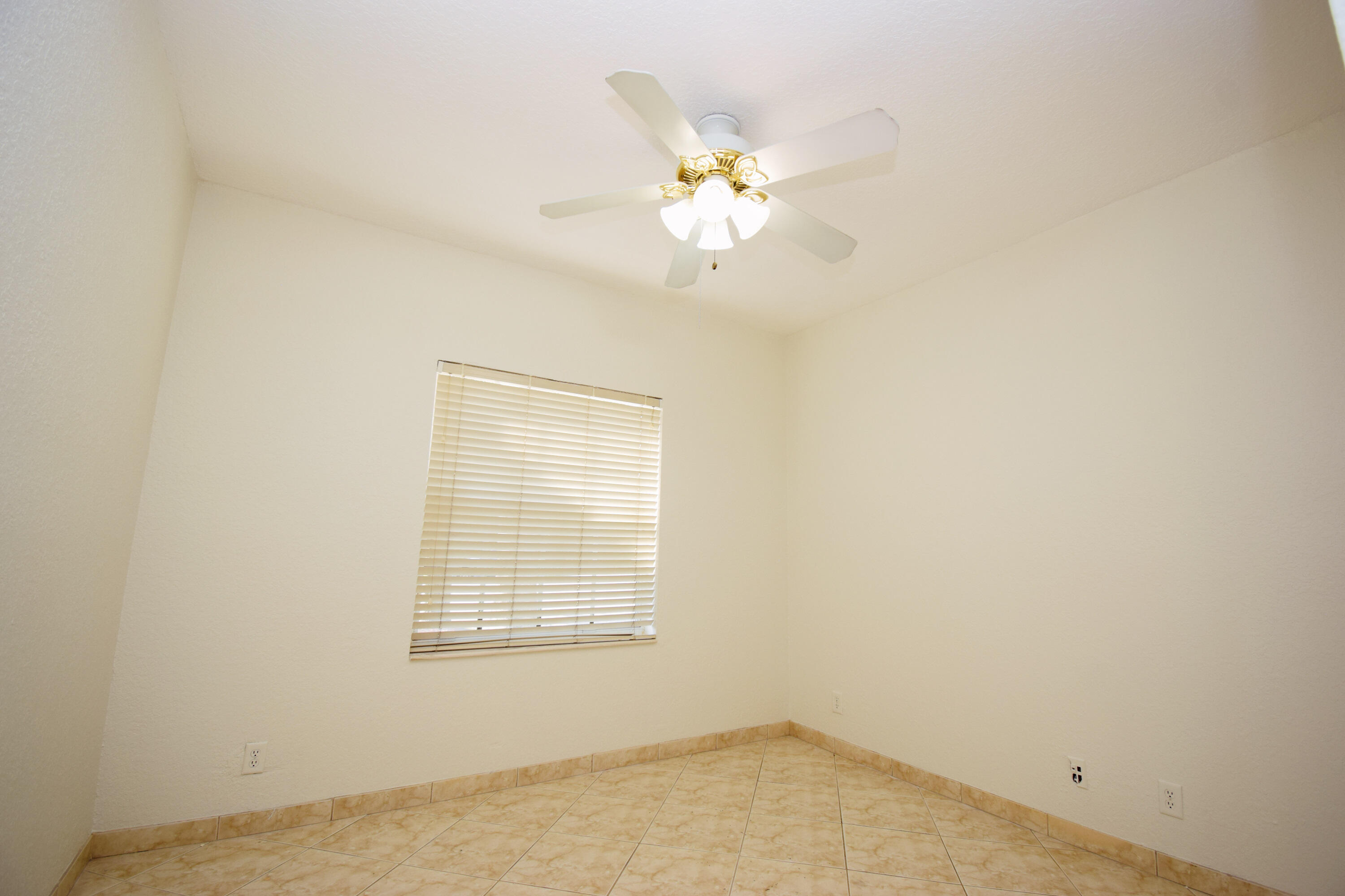 LAKEVIEW WEST - Residential Lease