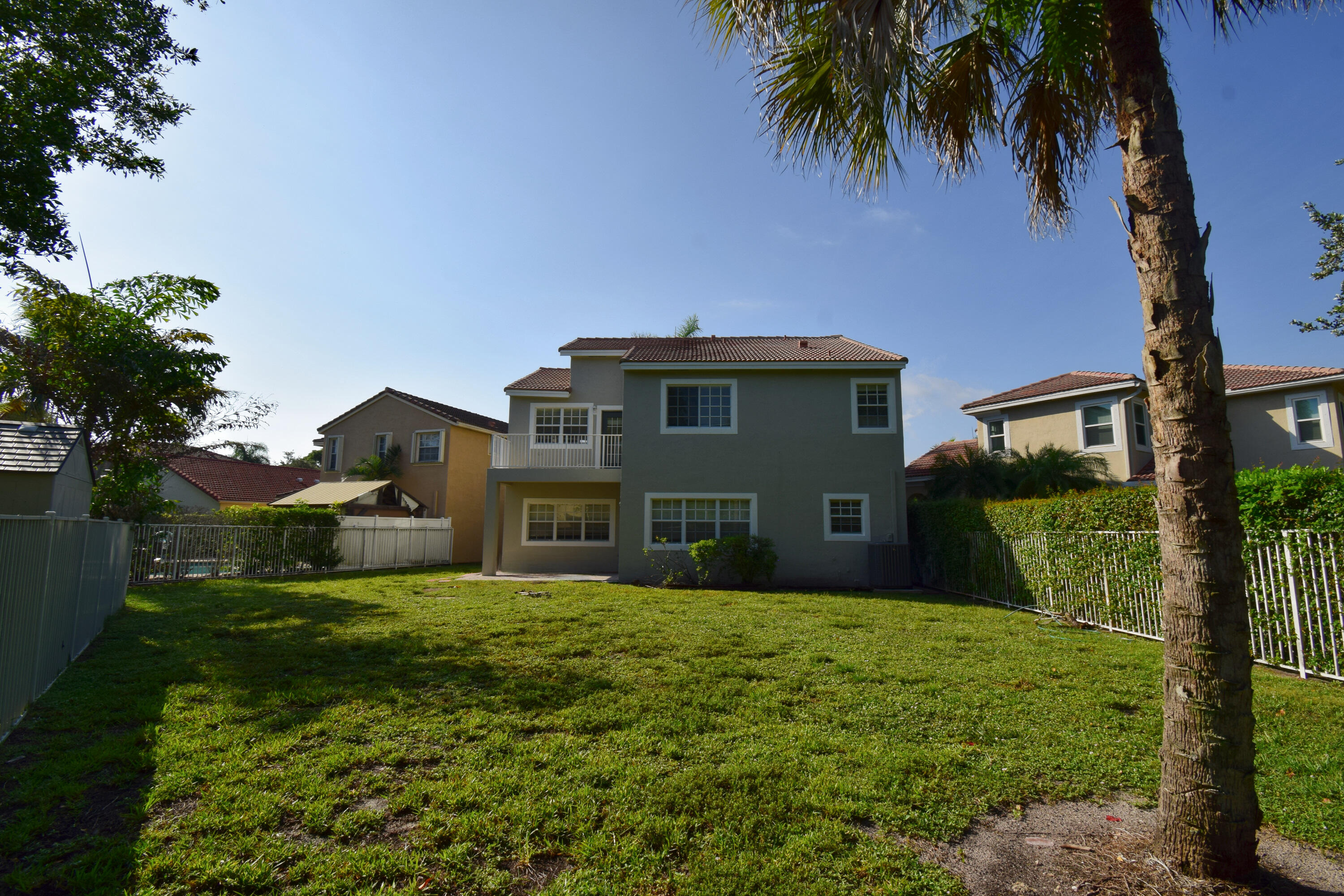 LAKEVIEW WEST - Residential Lease