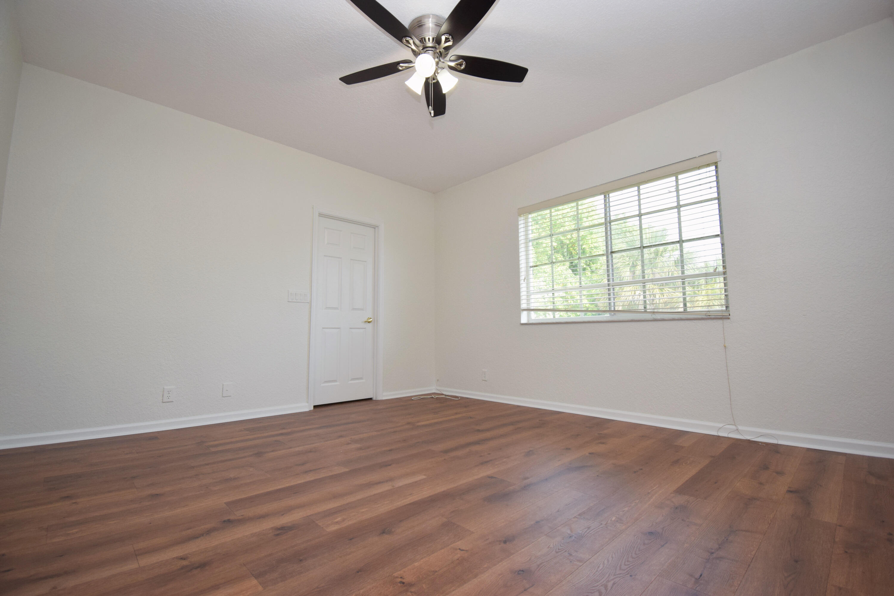 LAKEVIEW WEST - Residential Lease