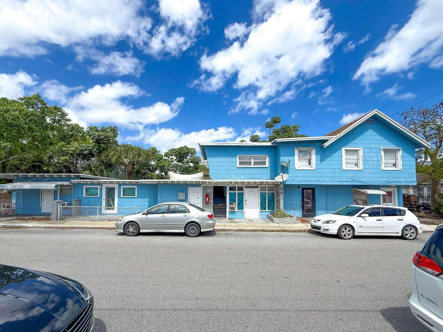LAKE WORTH TOWN OF - Residential Income