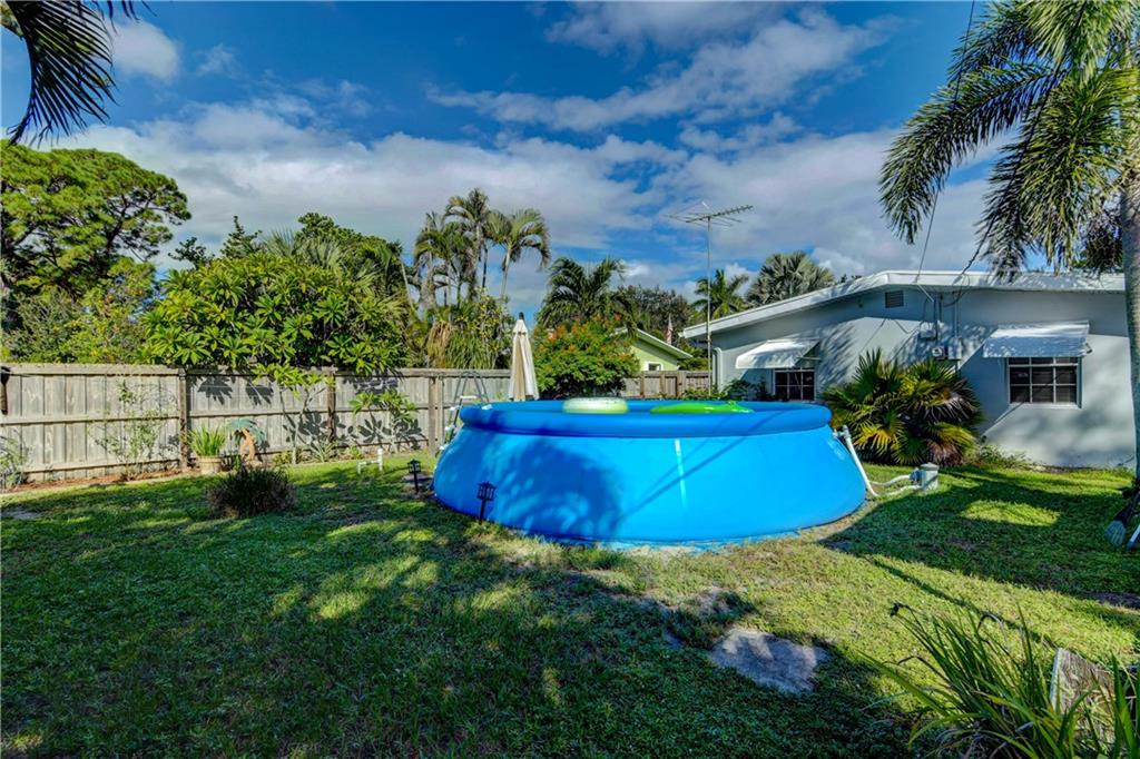 Country Club Acres Add 05 - Residential