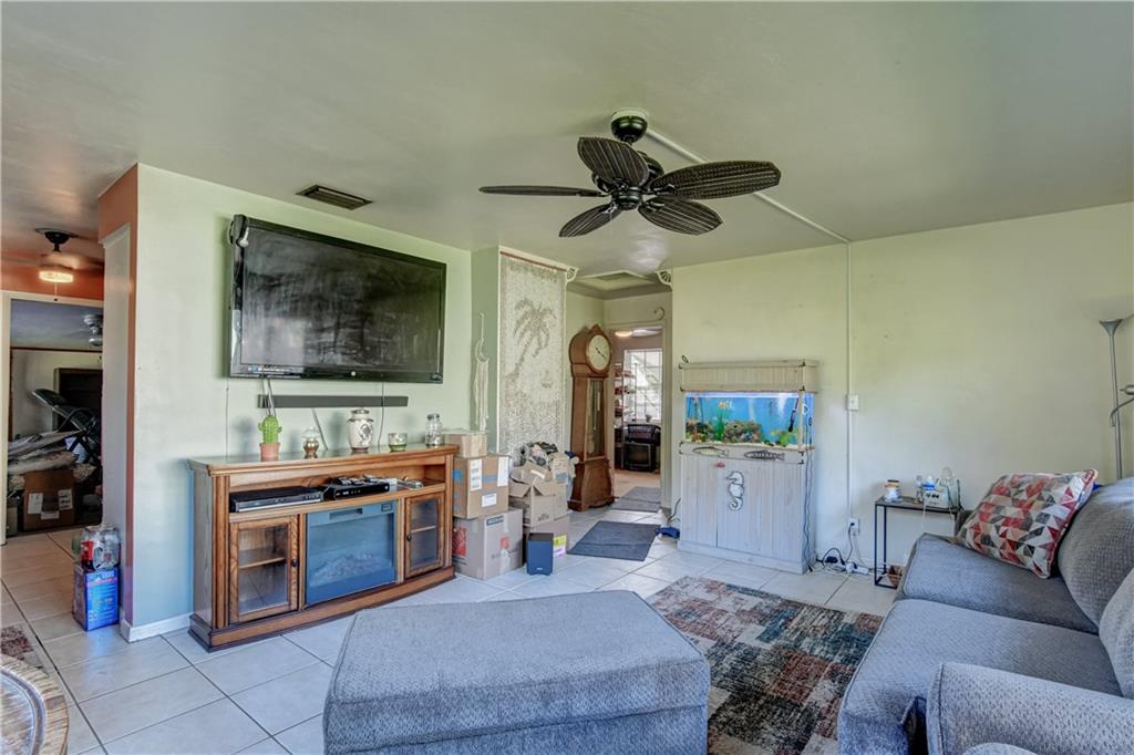 Country Club Acres Add 05 - Residential