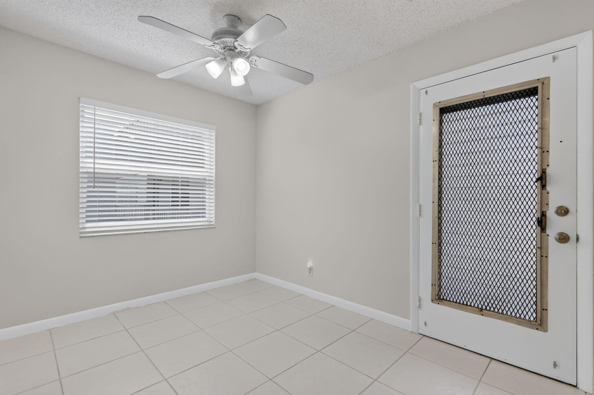 KINGS POINT BURGUNDY CONDOS - Residential