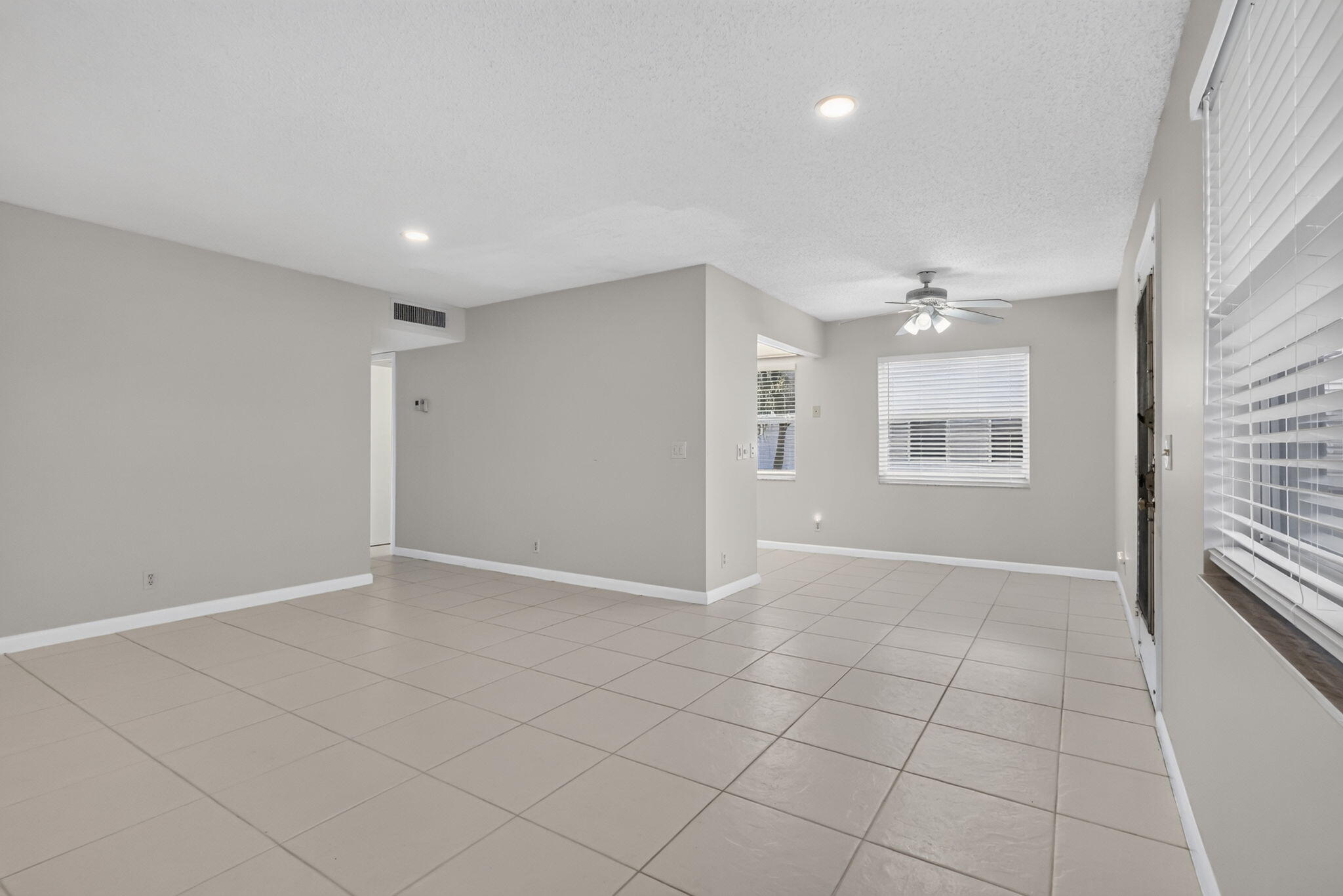 KINGS POINT BURGUNDY CONDOS - Residential