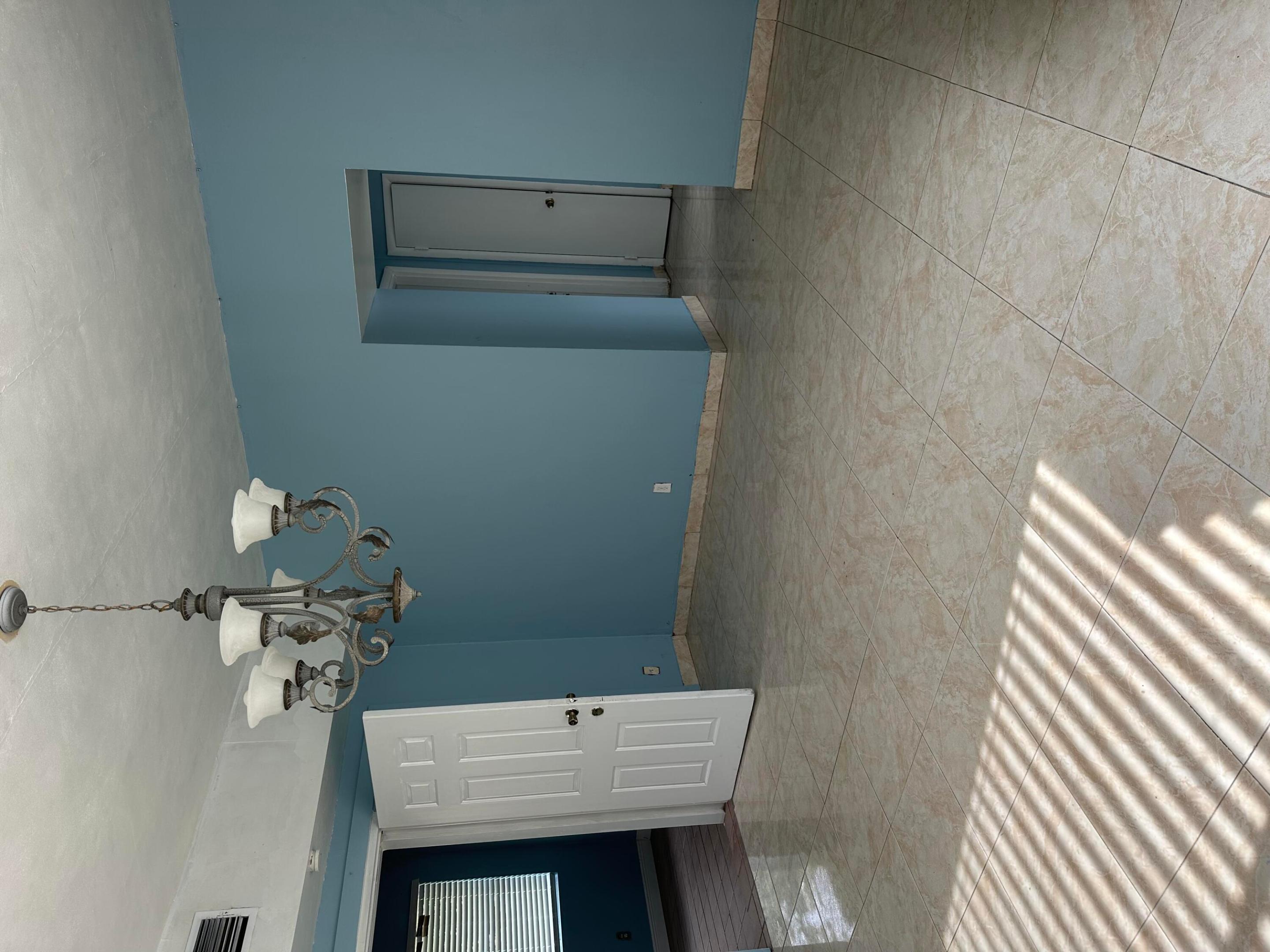 BOYNTON RIDGE - Residential Lease