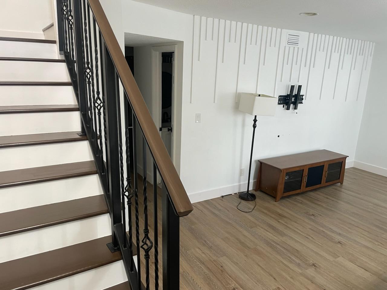VALENCIA VILLAGE CONDO PHASE I - Residential