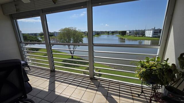 REXFORD AT CENTURY VILLAGE CONDO - Residential