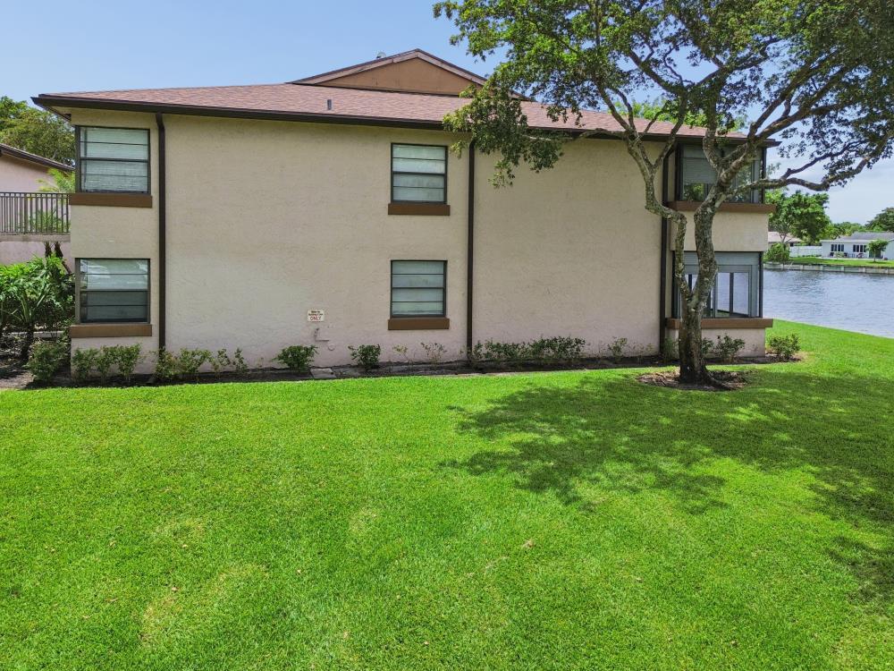 TAMARAC GARDENS CONDOMINIUM NO 5 - Residential