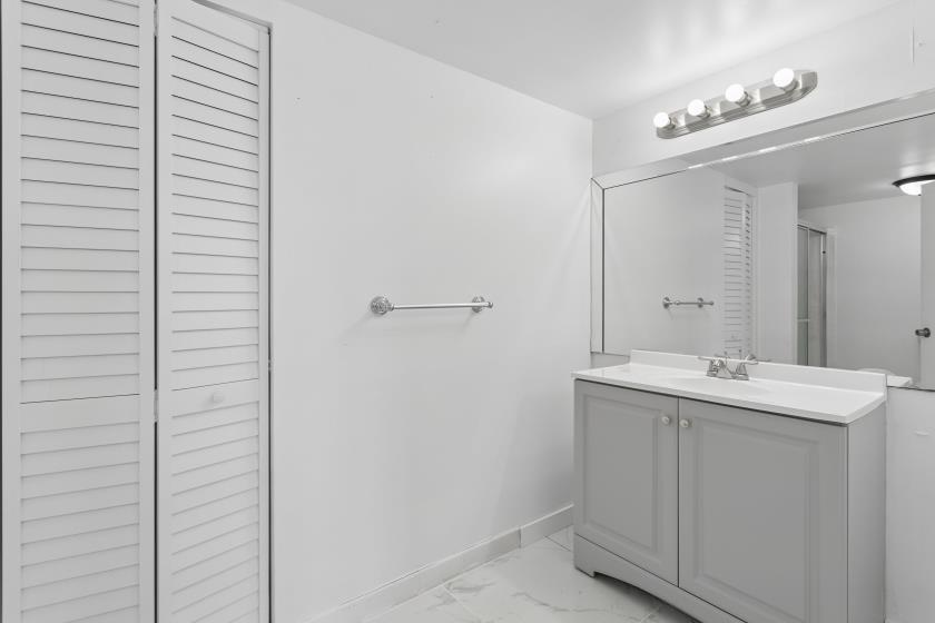 TAMARAC GARDENS CONDOMINIUM NO 5 - Residential