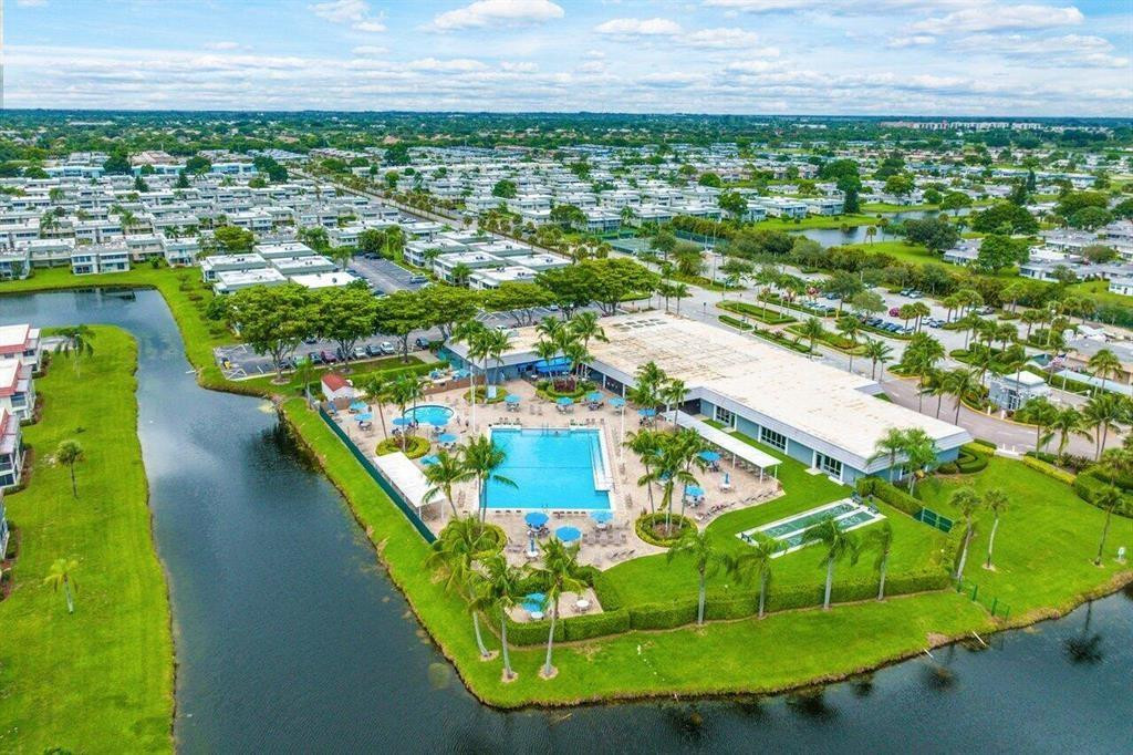 KINGS POINT BRITTANY CONDOS - Residential