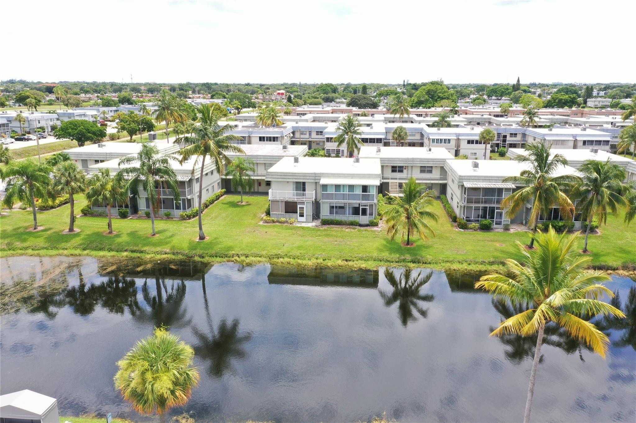 KINGS POINT BRITTANY CONDOS - Residential