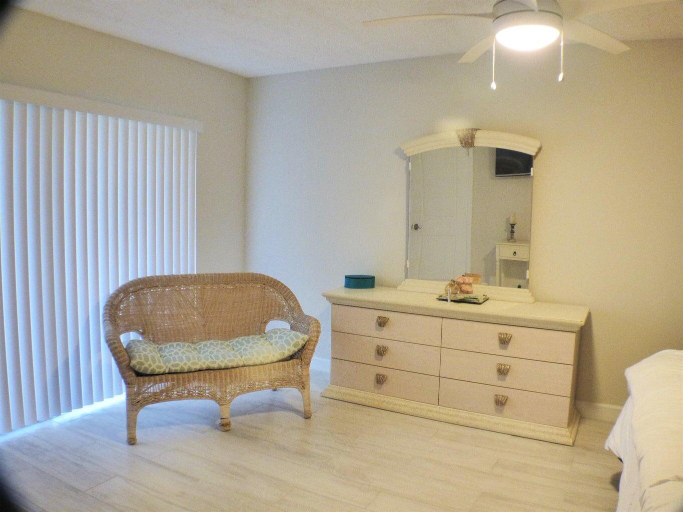 RAINBERRY BAY SEC 1-A - Residential Lease