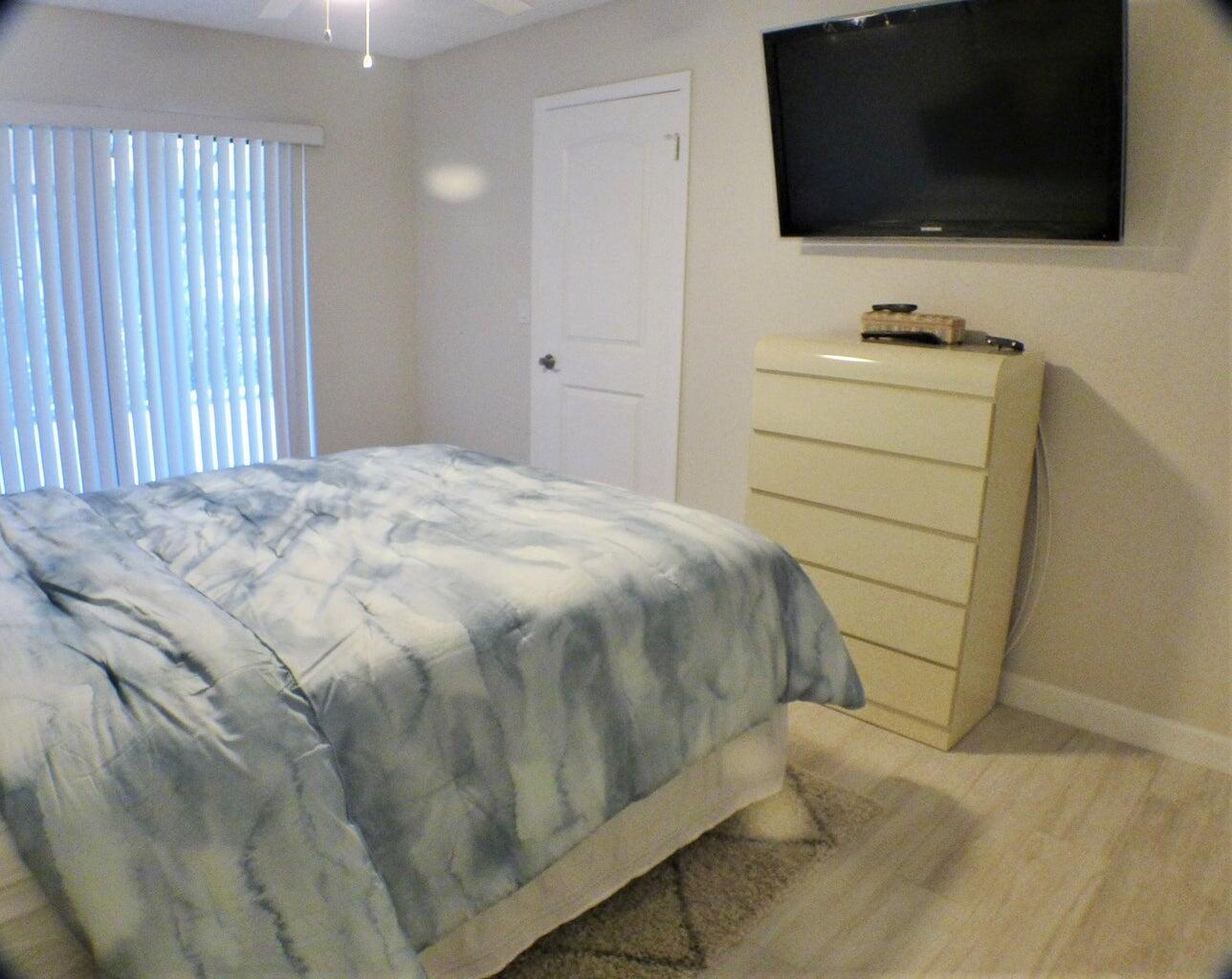 RAINBERRY BAY SEC 1-A - Residential Lease