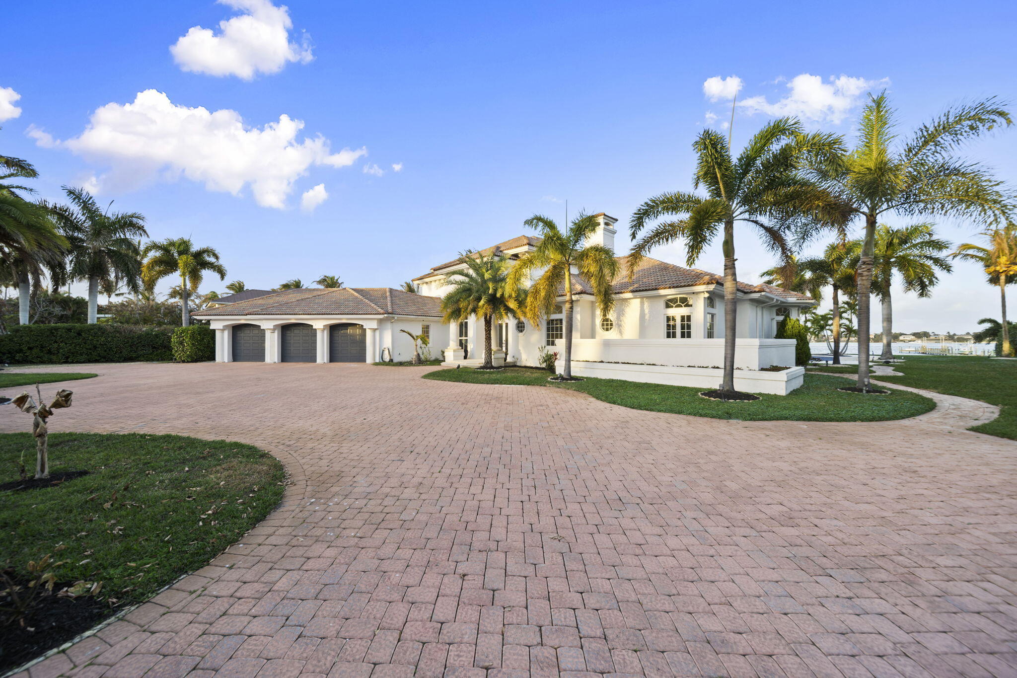 Riverside - Residential