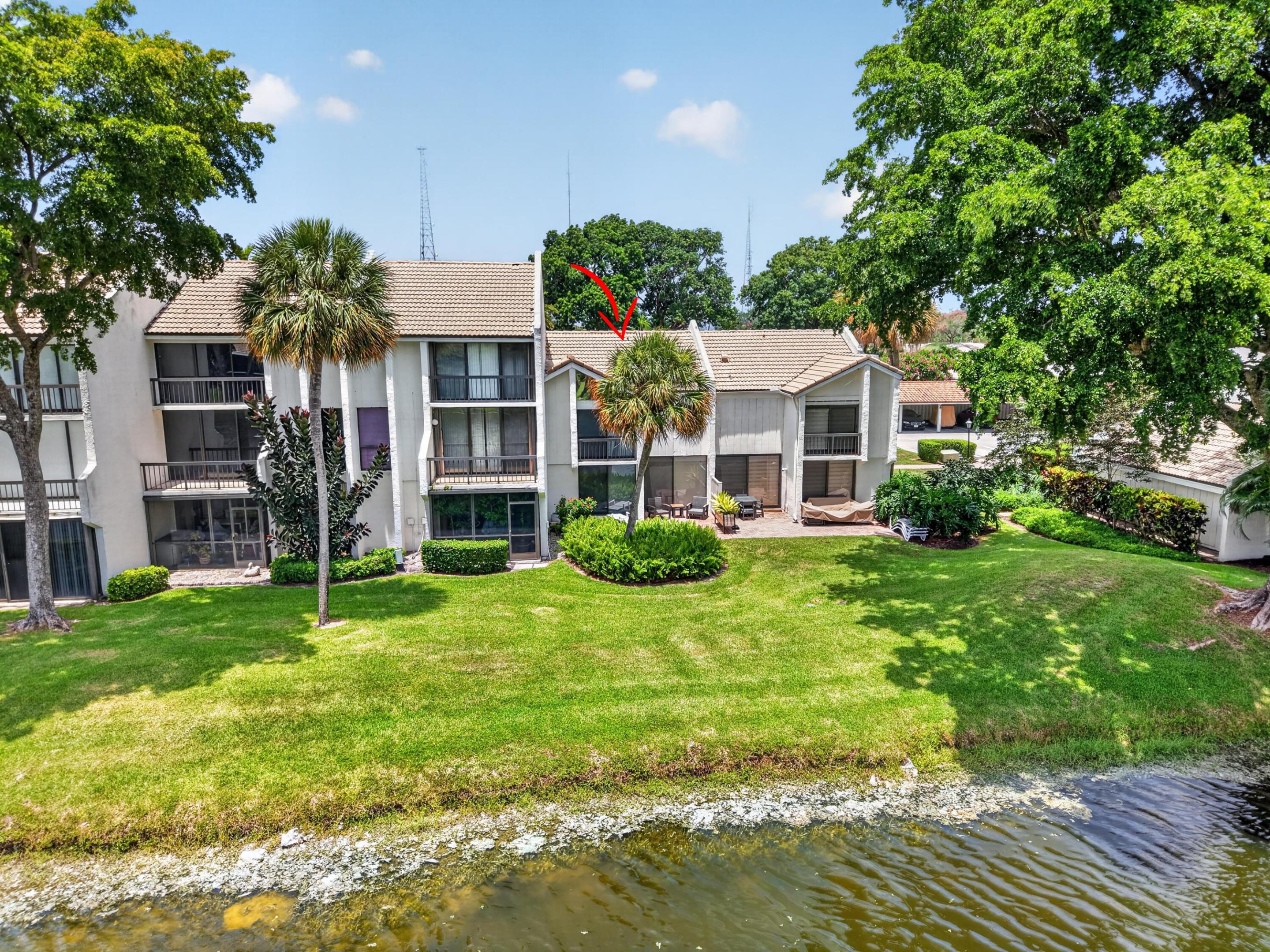 BRIDGEWOOD TOWNHOUSE CONDO - Residential