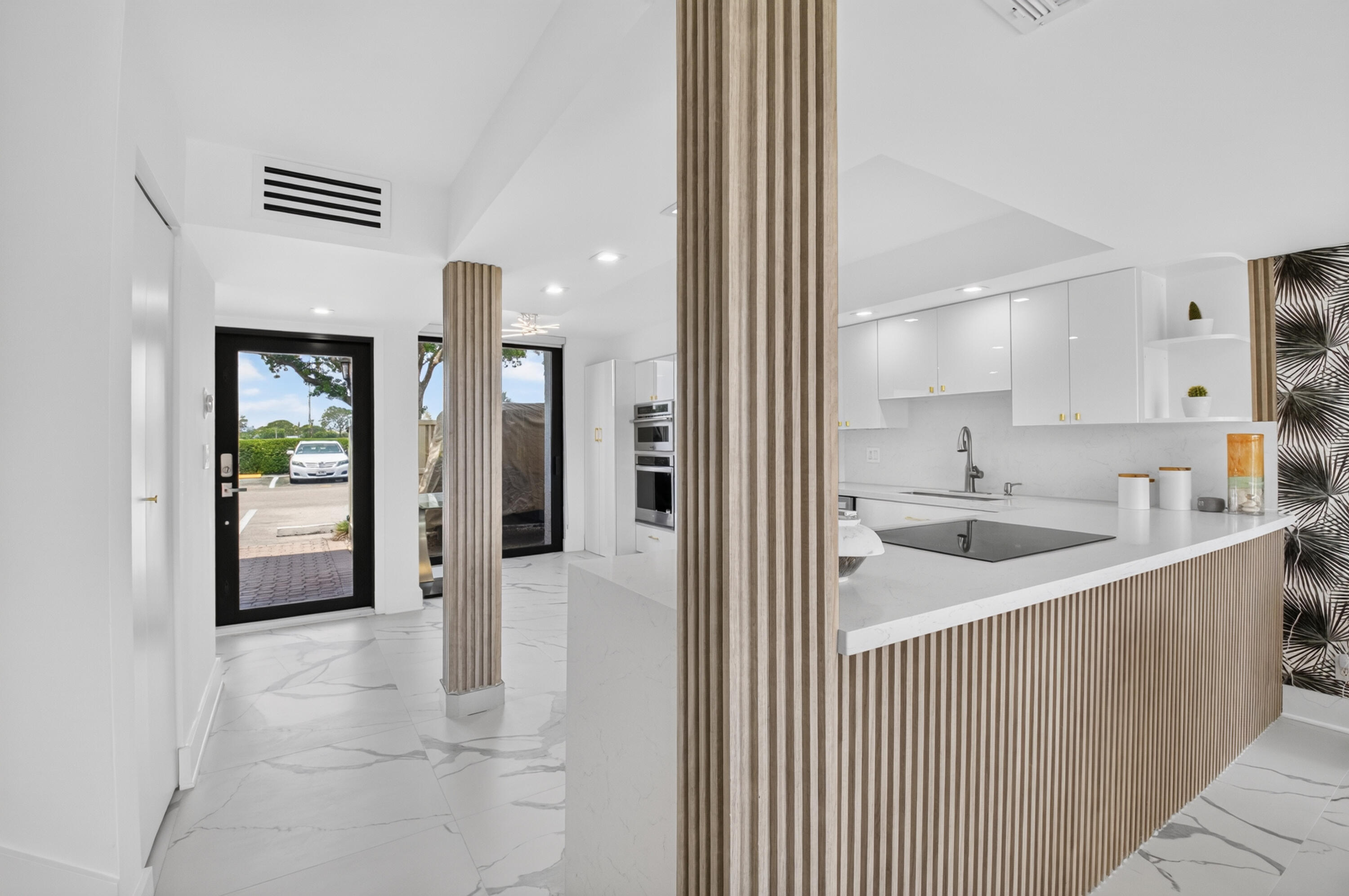 BRIDGEWOOD TOWNHOUSE CONDO - Residential