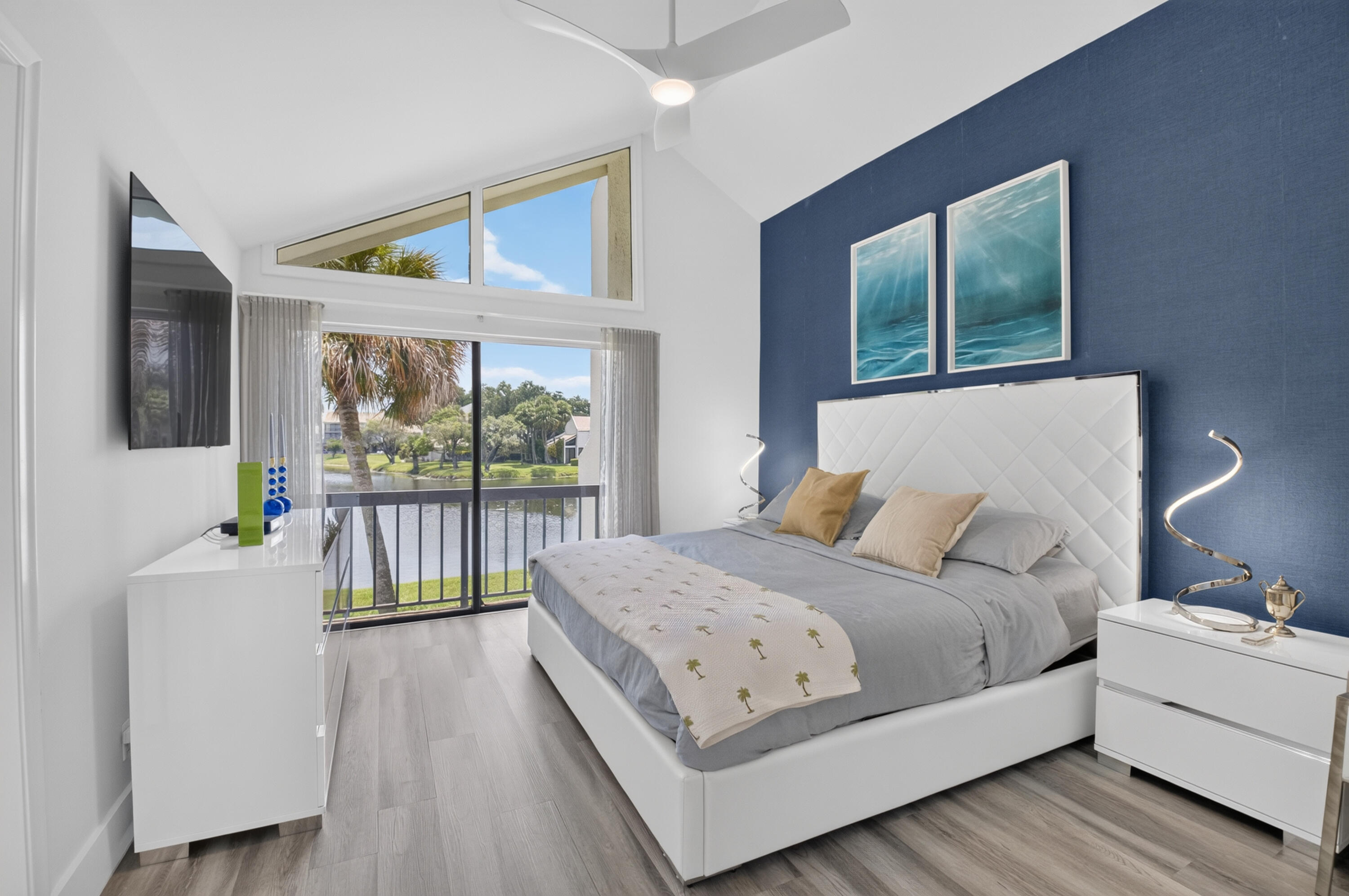 BRIDGEWOOD TOWNHOUSE CONDO - Residential