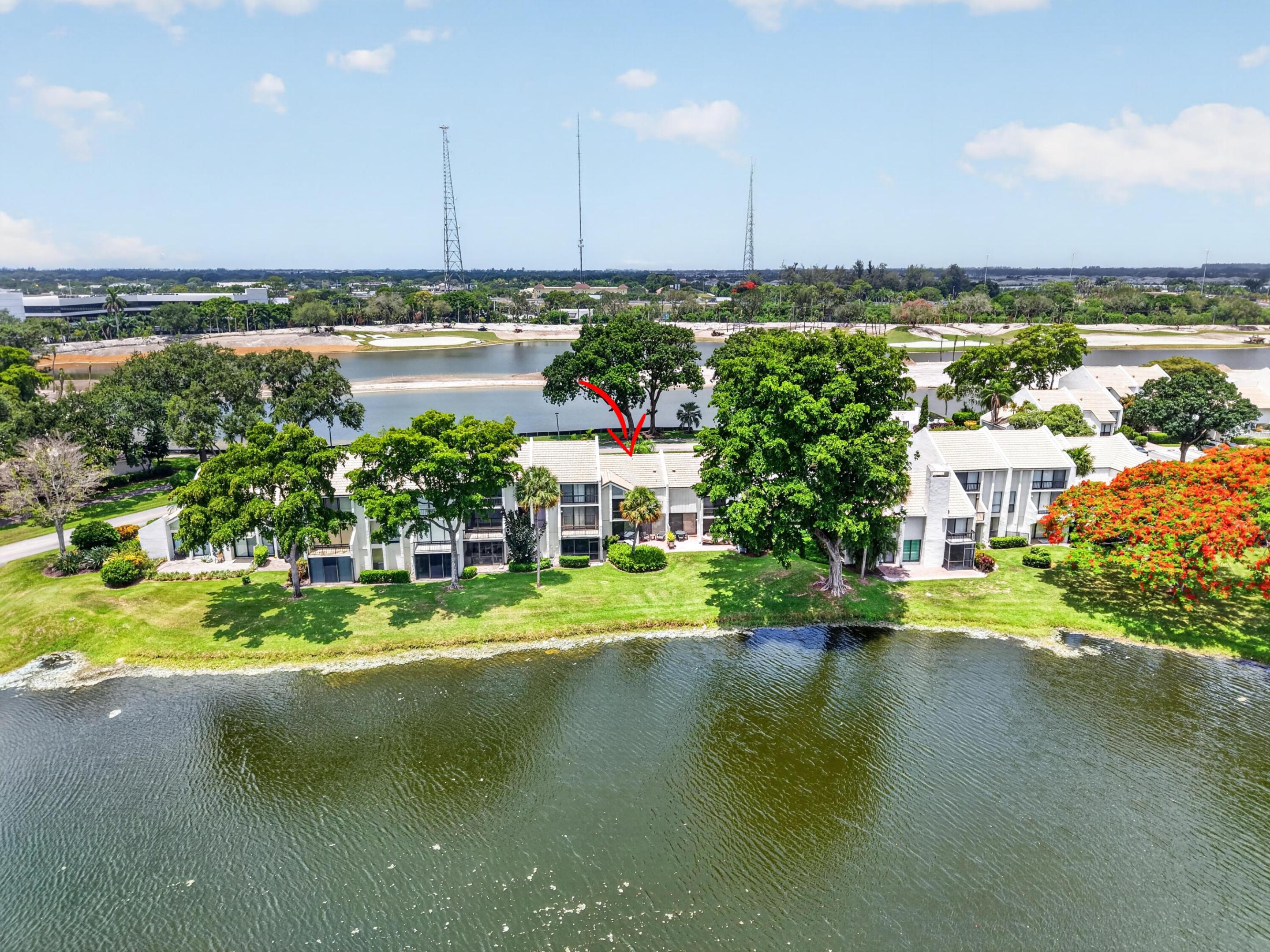 BRIDGEWOOD TOWNHOUSE CONDO - Residential