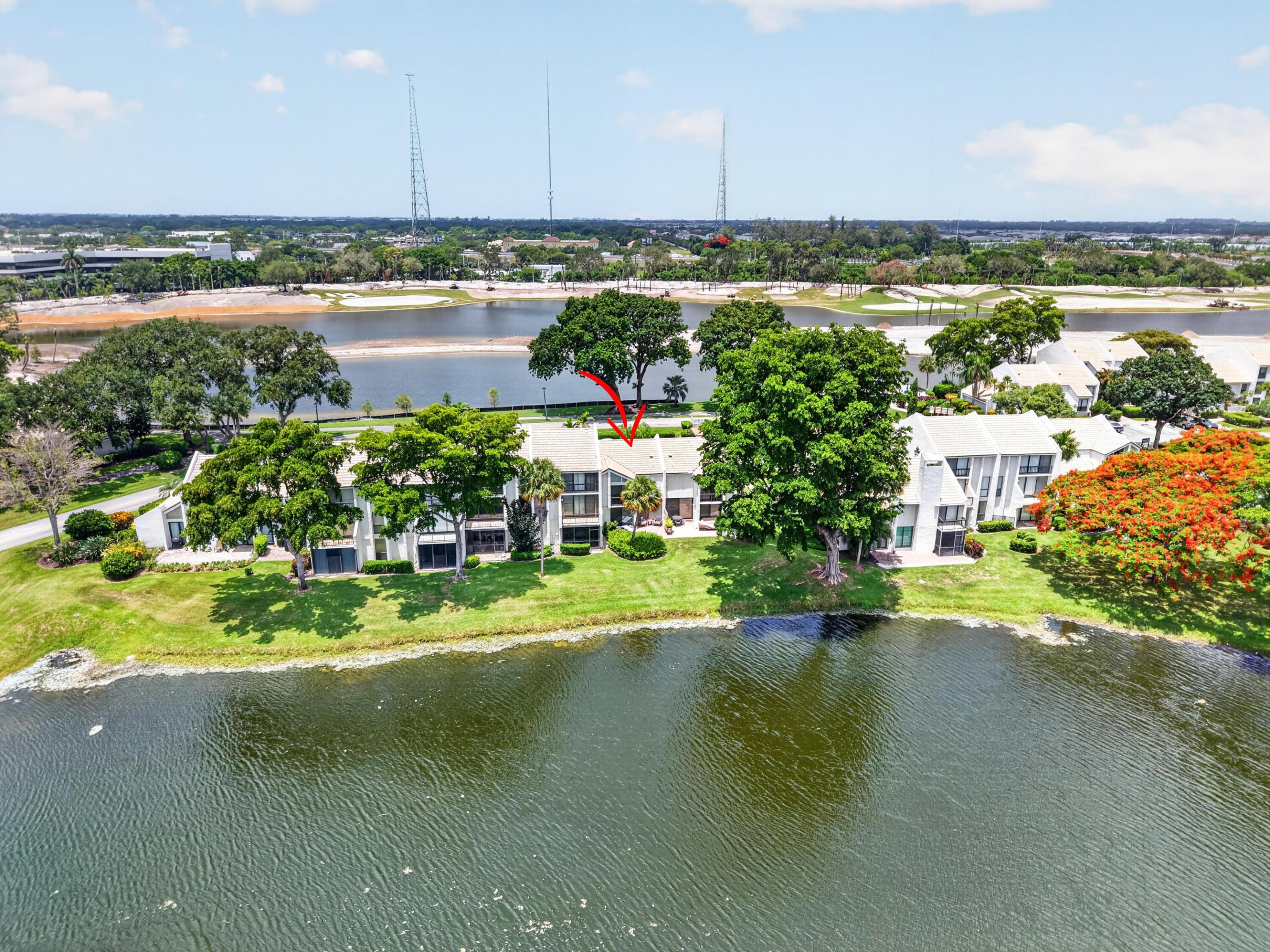 BRIDGEWOOD TOWNHOUSE CONDO - Residential