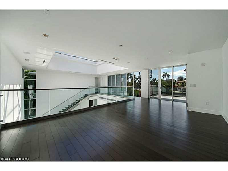 STILWELL ISLES 15-26 B - Residential