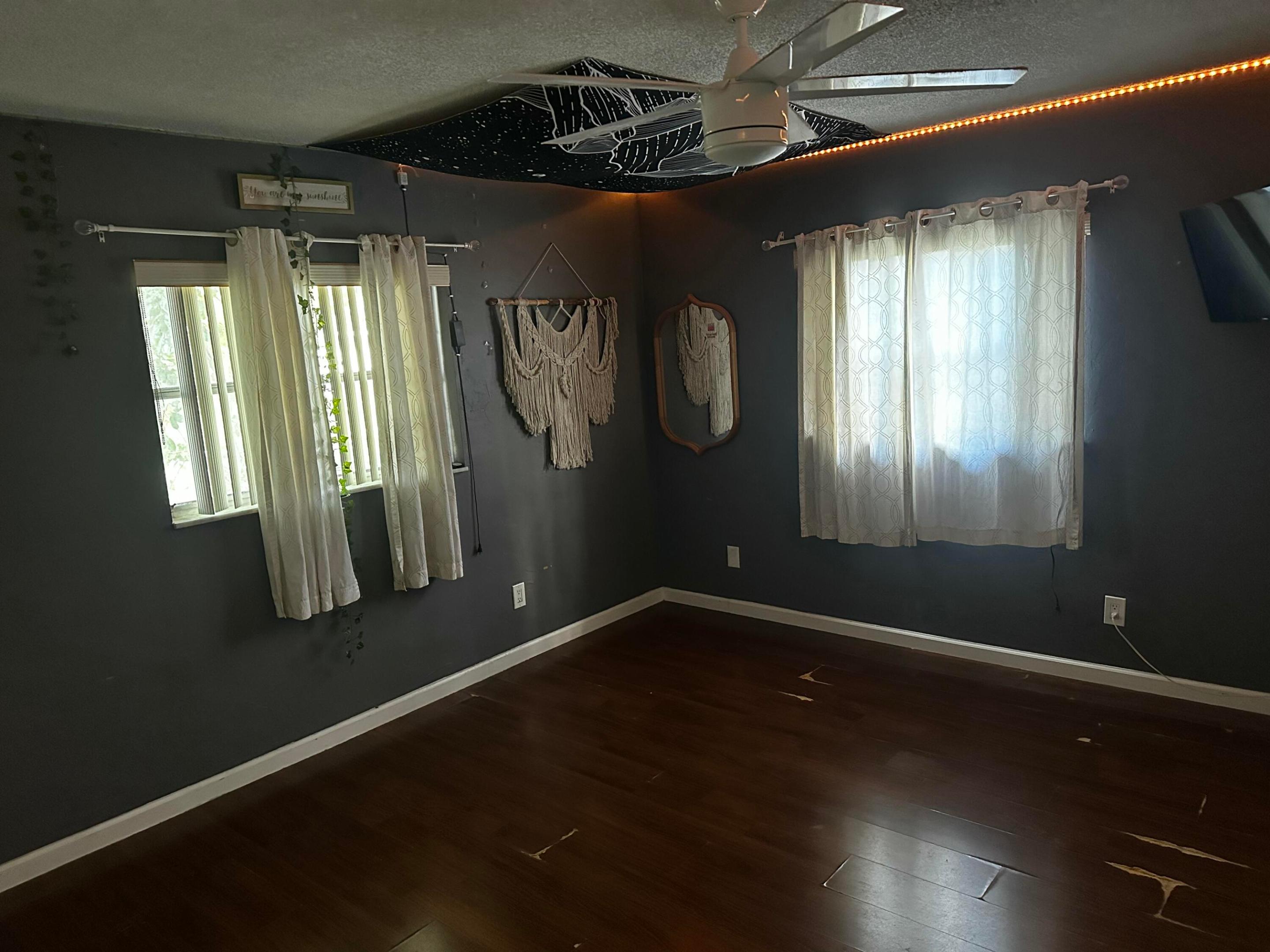WESTWOOD COMMUNITY 5 - Residential