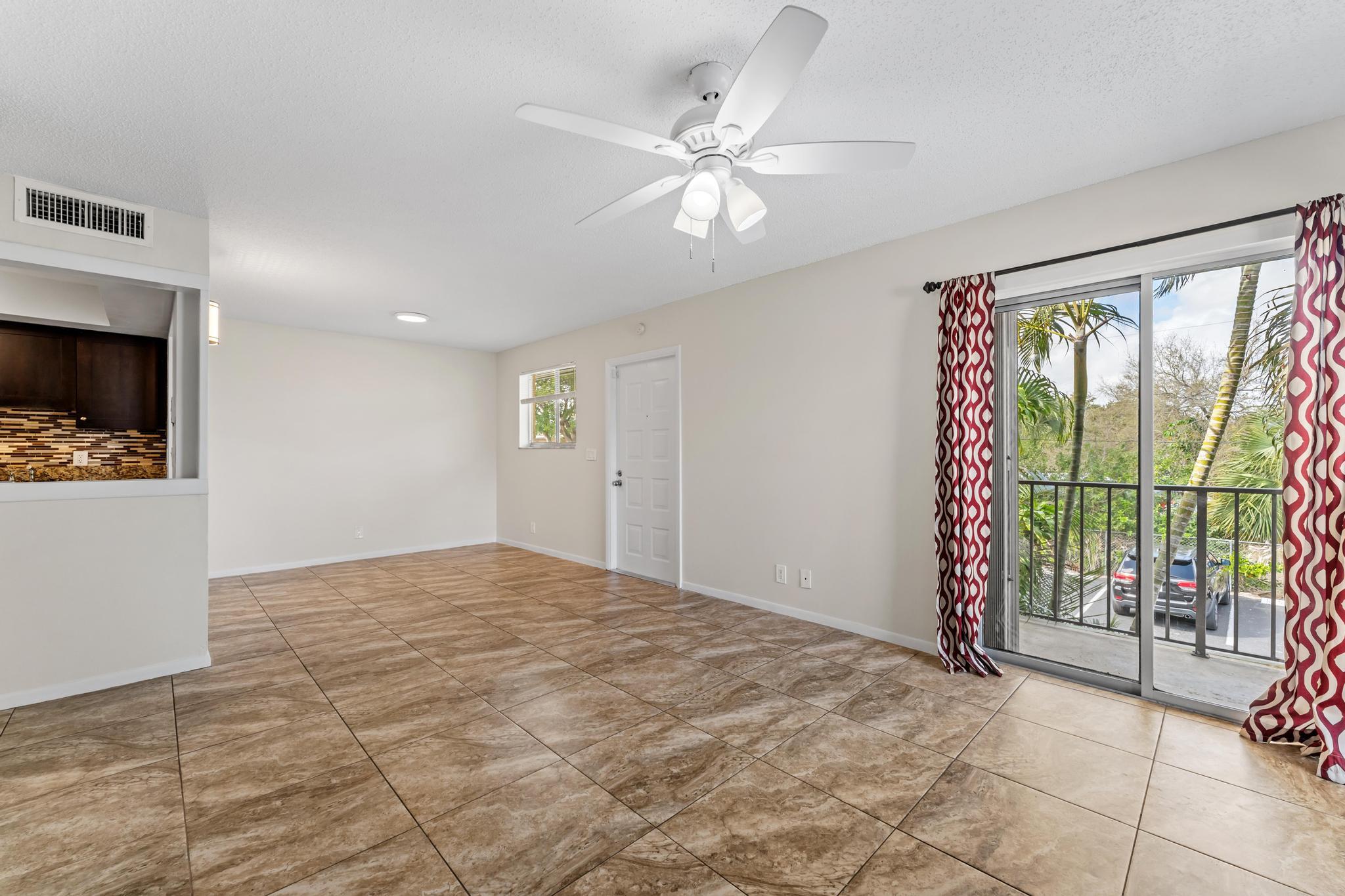 FAIRVIEW VILLAS CONDO - Residential