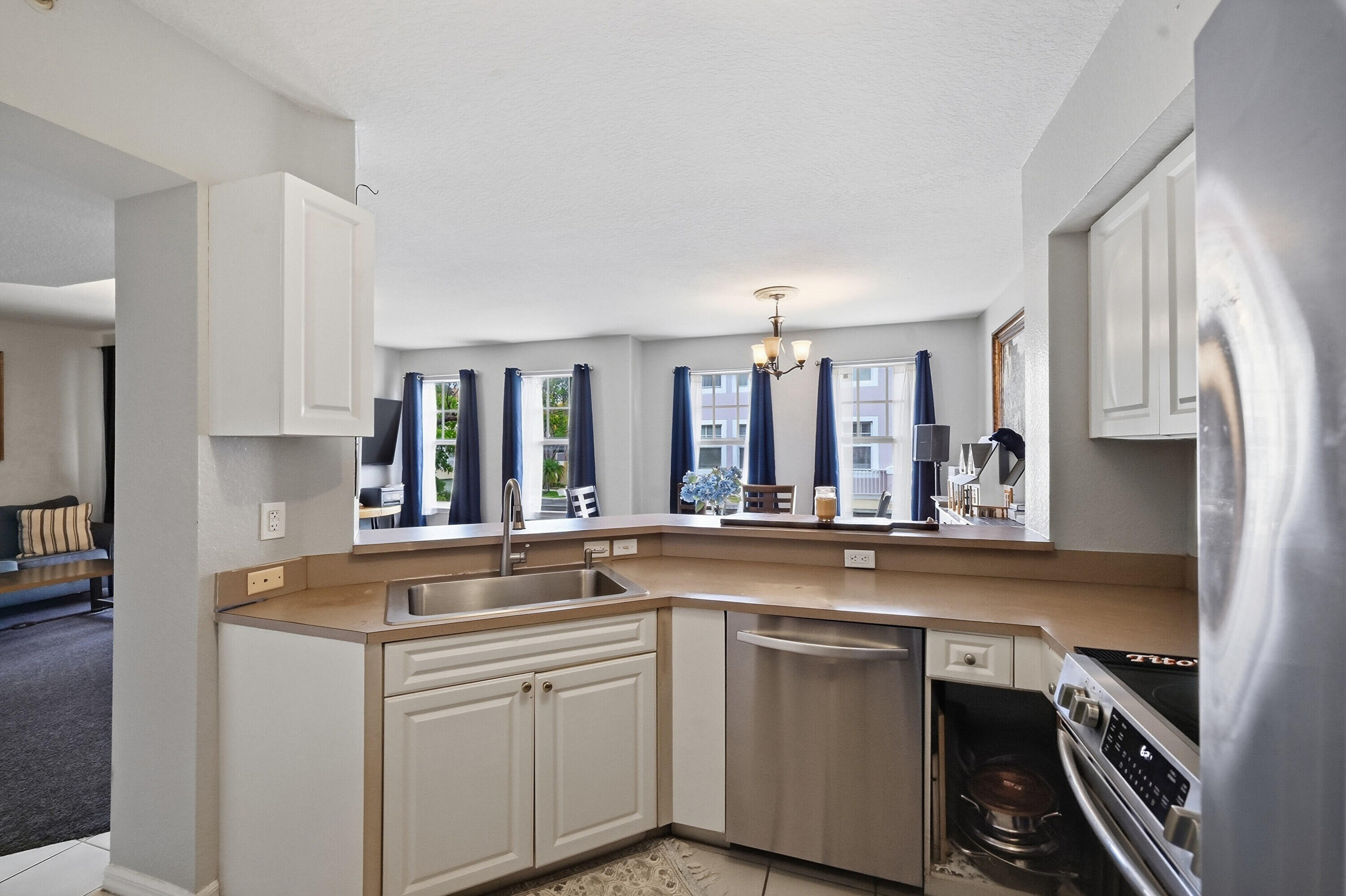 CYPRESS POINTE AT CORAL SPRINGS - Residential