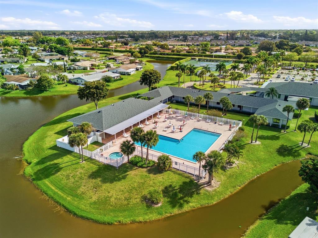 DELRAY VILLAS 4 / 5 - Residential