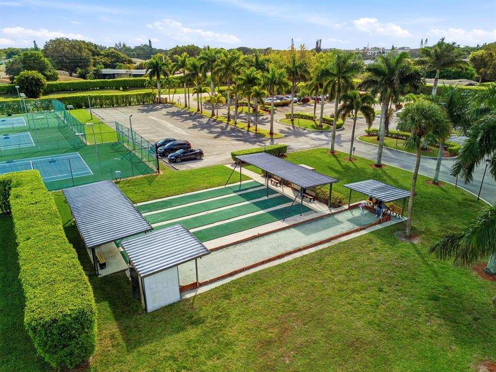 DELRAY VILLAS 4 / 5 - Residential