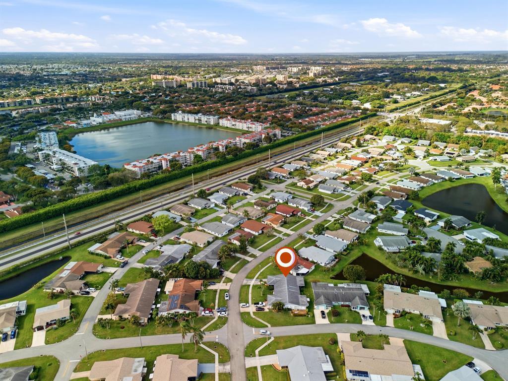 DELRAY VILLAS 4 / 5 - Residential