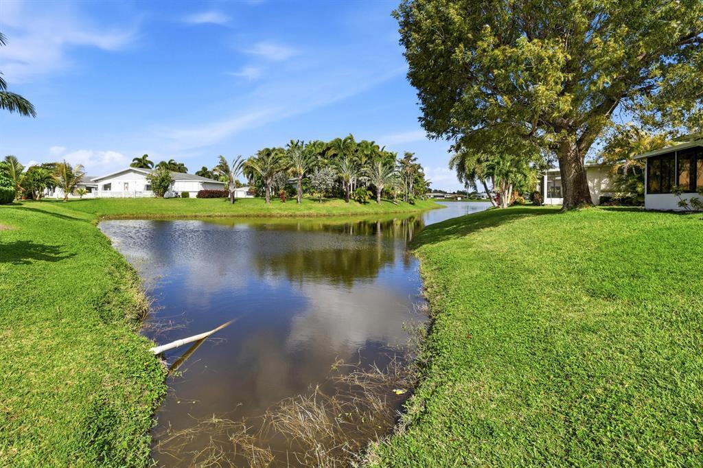 DELRAY VILLAS 4 / 5 - Residential