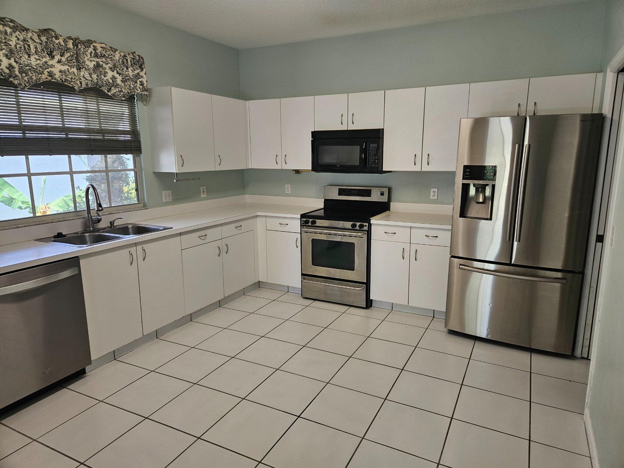 SIMS CREEK OF JUPITER 2 - Residential