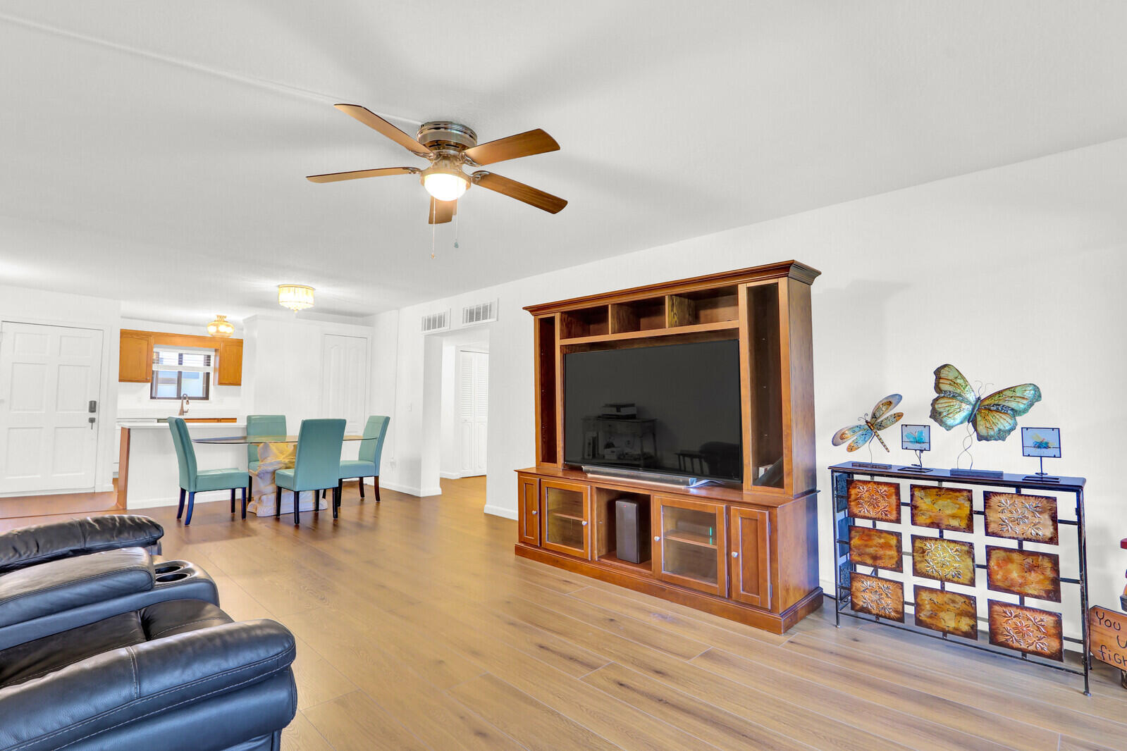 BEACON 21 CONDO - Residential