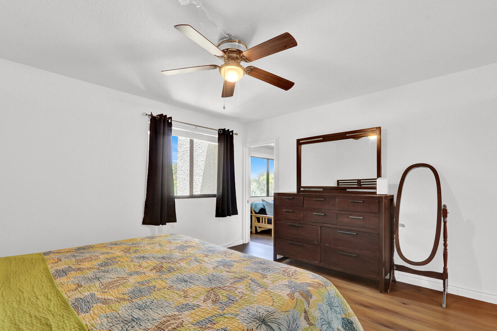 BEACON 21 CONDO - Residential