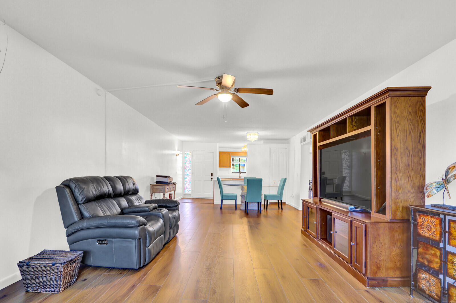 BEACON 21 CONDO - Residential