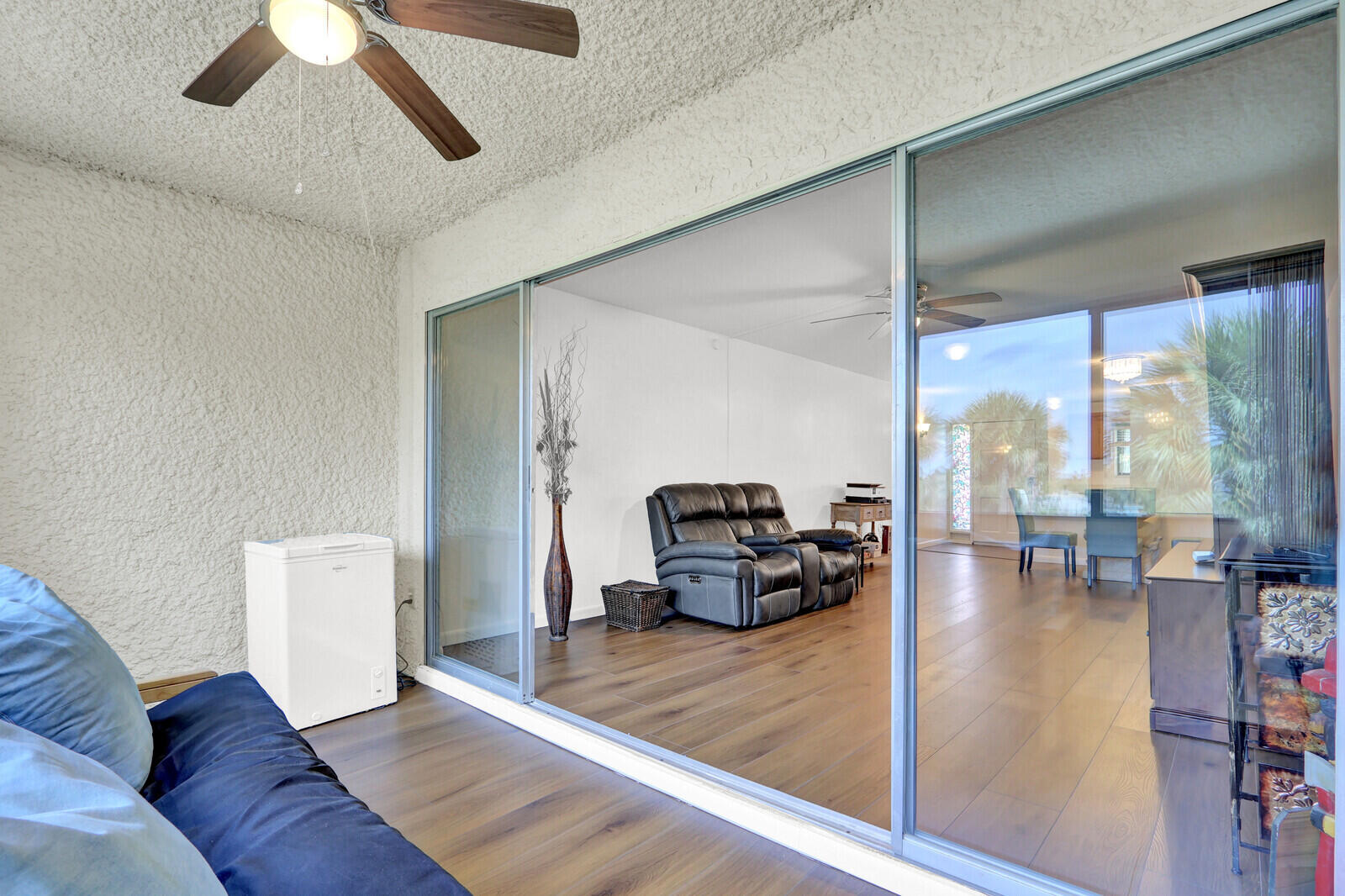 BEACON 21 CONDO - Residential